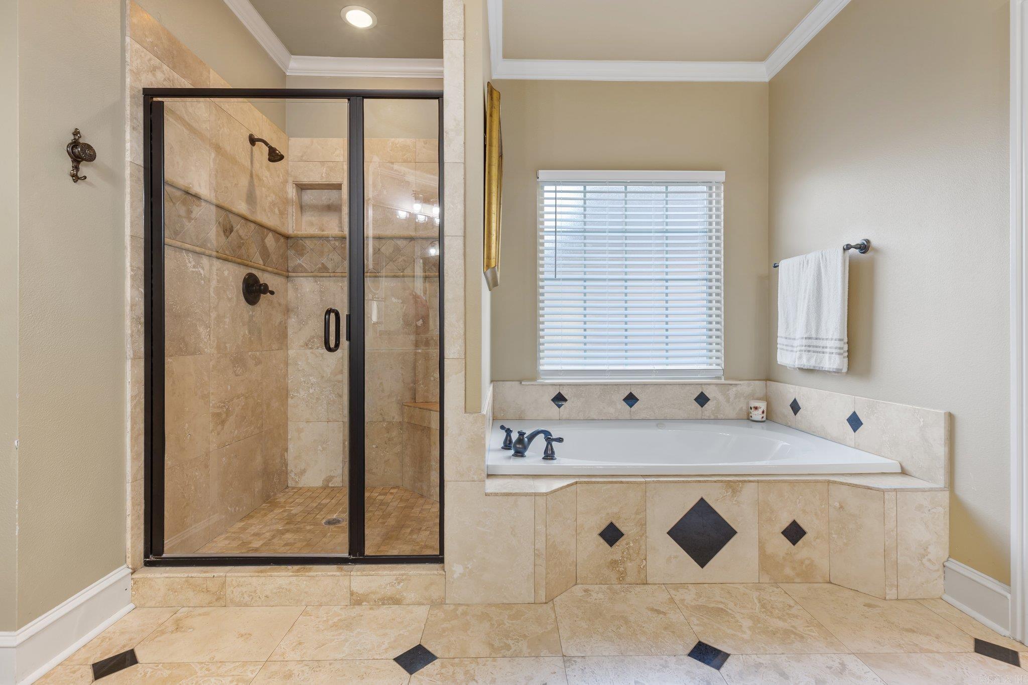 HURRICANE LAKE EST - Residential