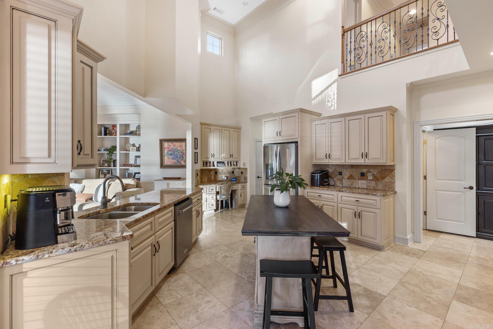 HURRICANE LAKE EST - Residential