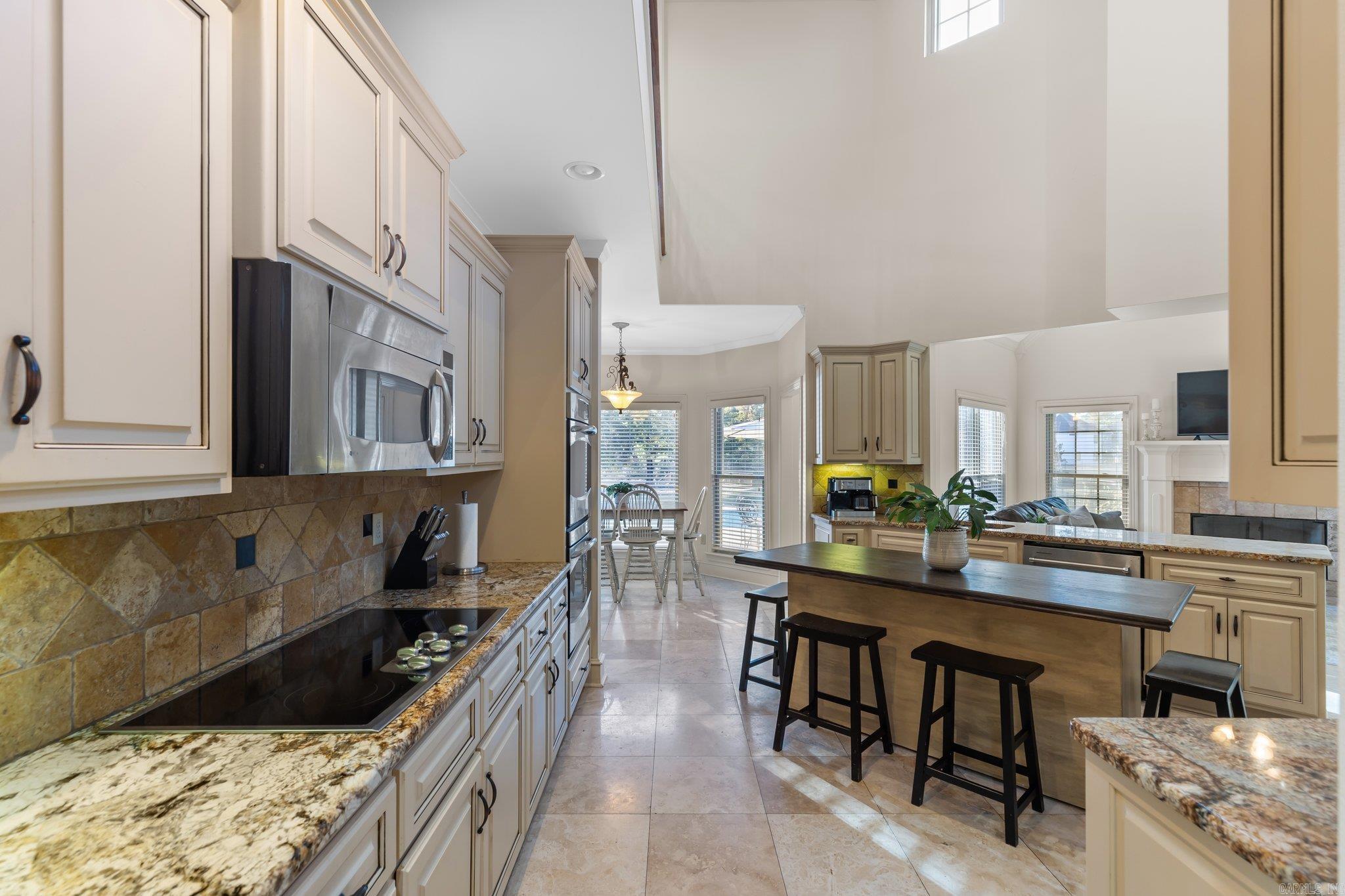 HURRICANE LAKE EST - Residential