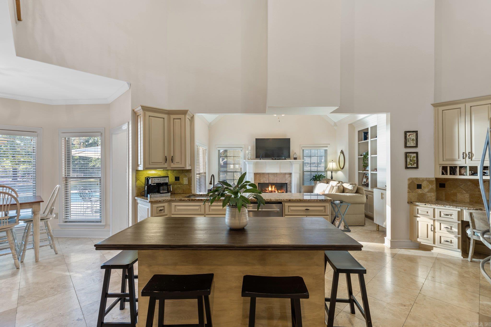 HURRICANE LAKE EST - Residential