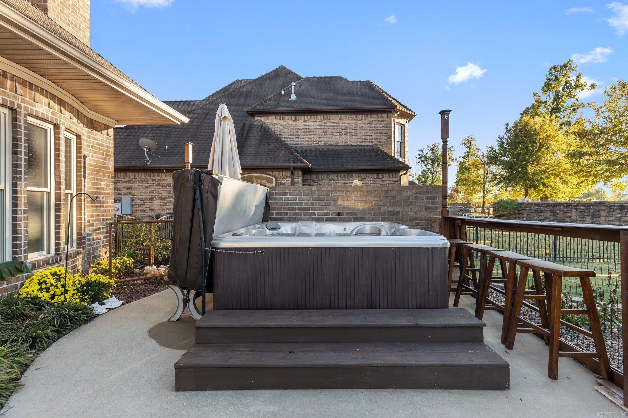 HURRICANE LAKE EST - Residential