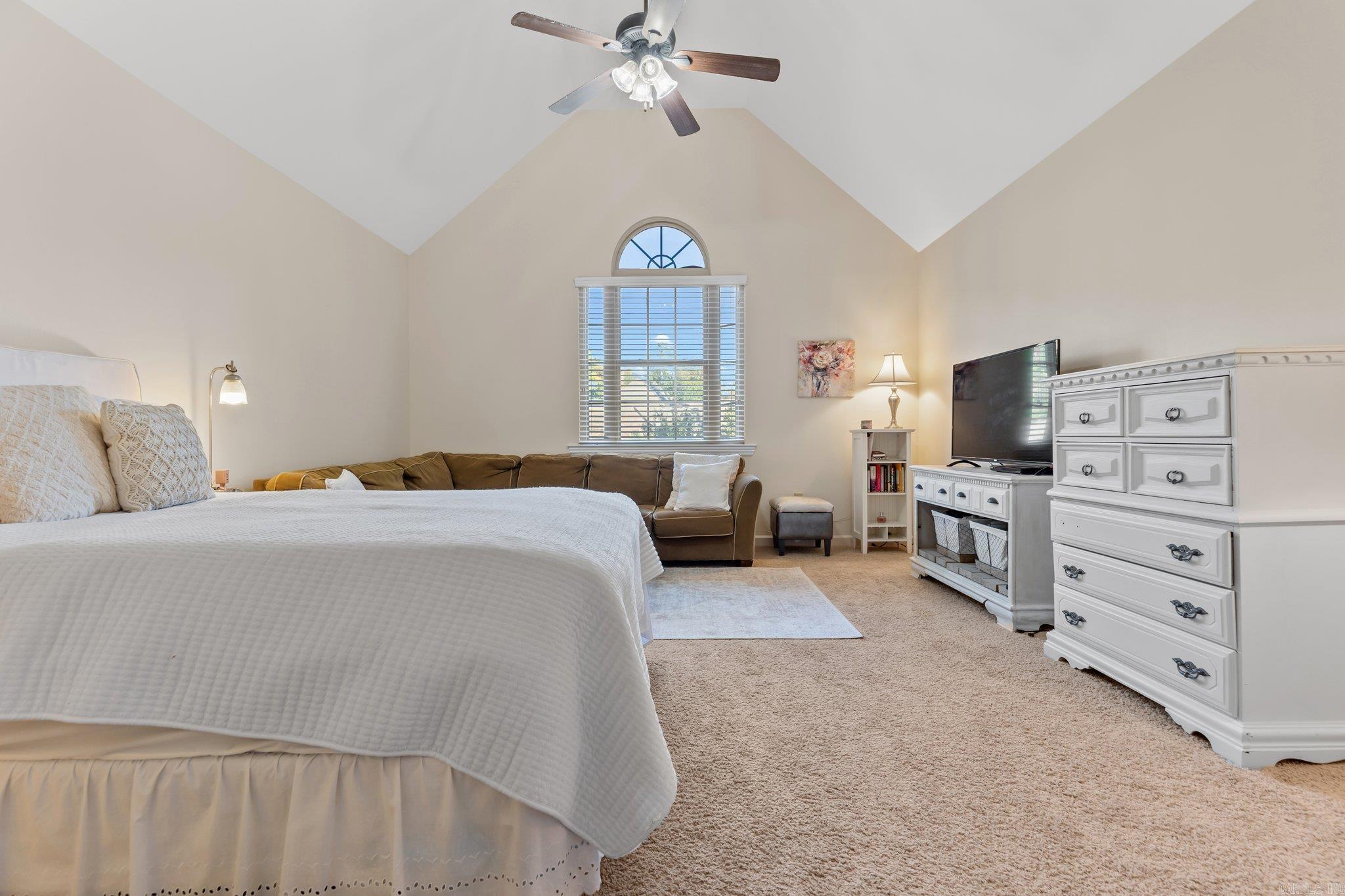 HURRICANE LAKE EST - Residential