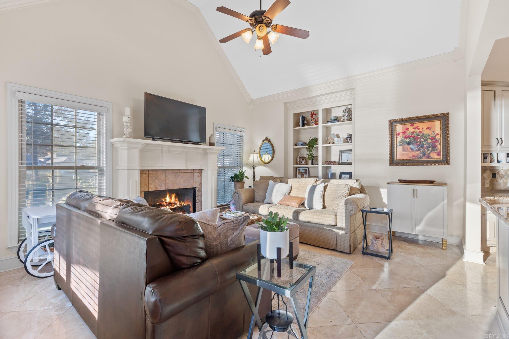 HURRICANE LAKE EST - Residential