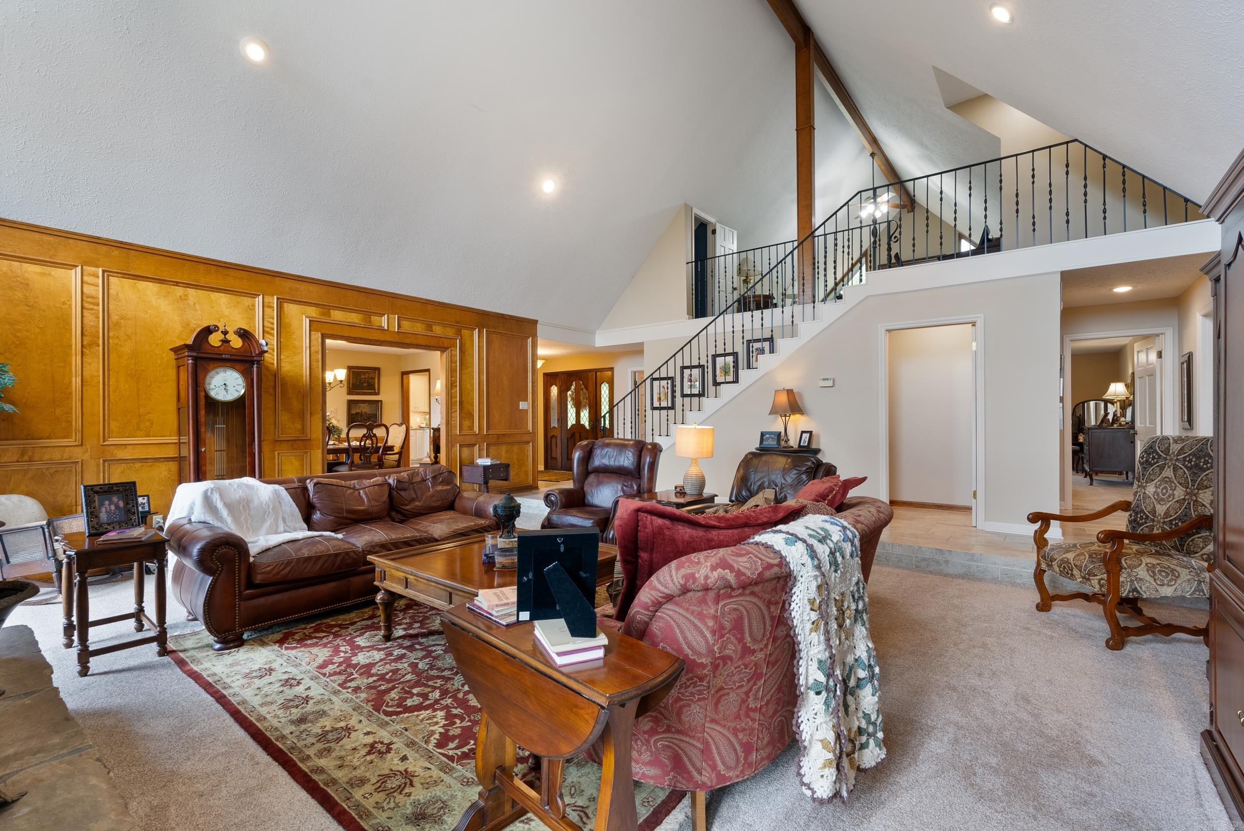 MEADOW RIDGE ESTATES - Residential