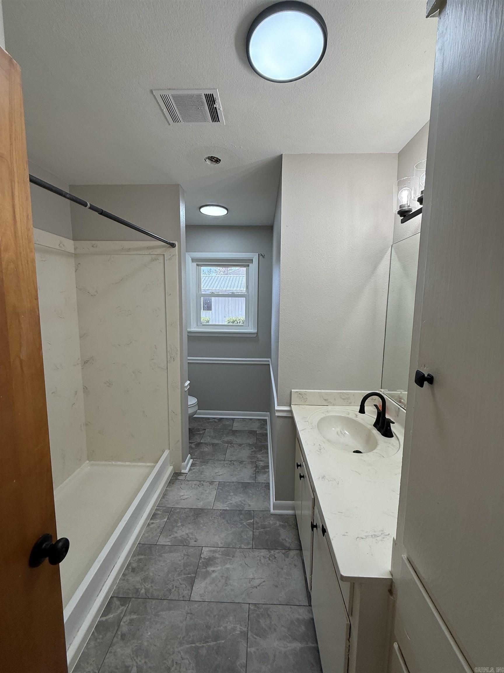 McNew Realty Co - Residential