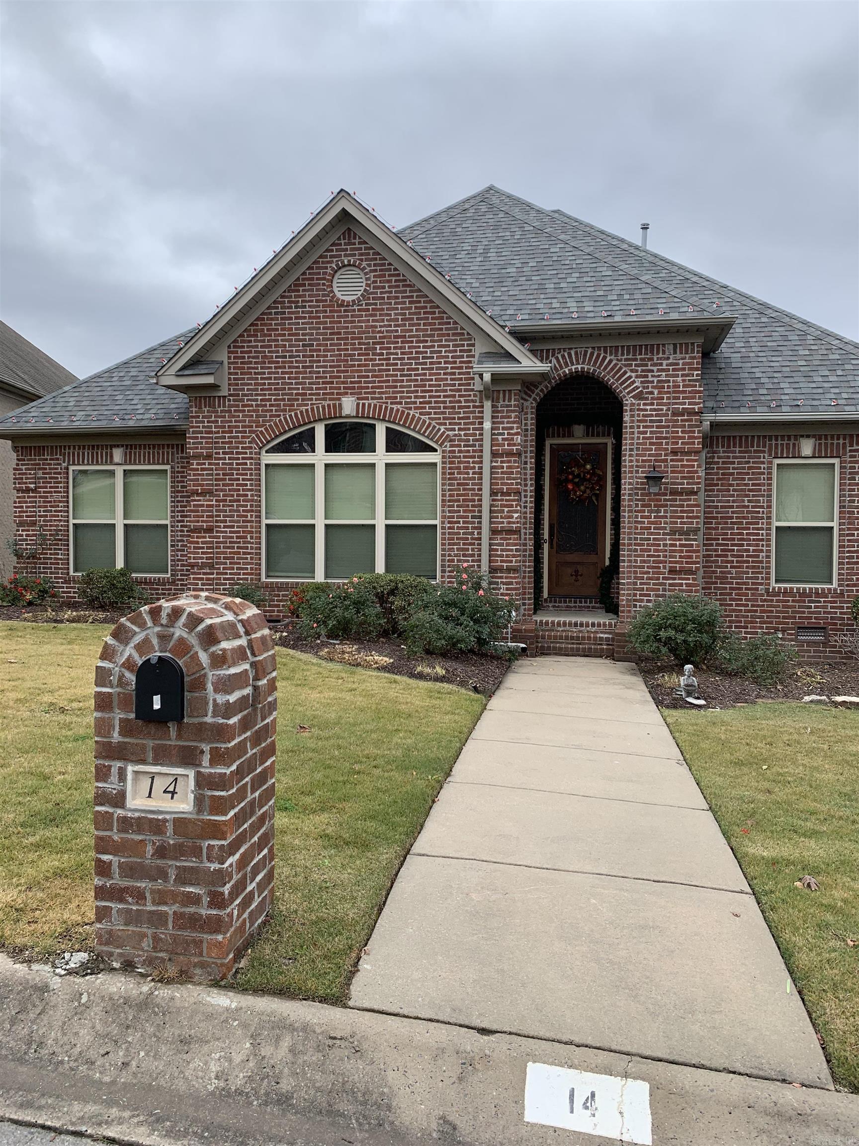 THE VILLAGES OF WELLINGTON - Residential