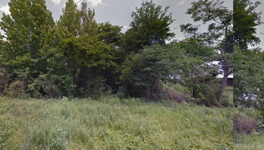 This is a .71 (+/-) acre lot in Altheimer, Arkansas of Jefferson County. The 2 joining lots are flat with some trees. Build a new home or place a manufactured or mobile home and enjoy the county life. Owner financing is available. Property conveys a Limited Warranty. Call or text for more information.