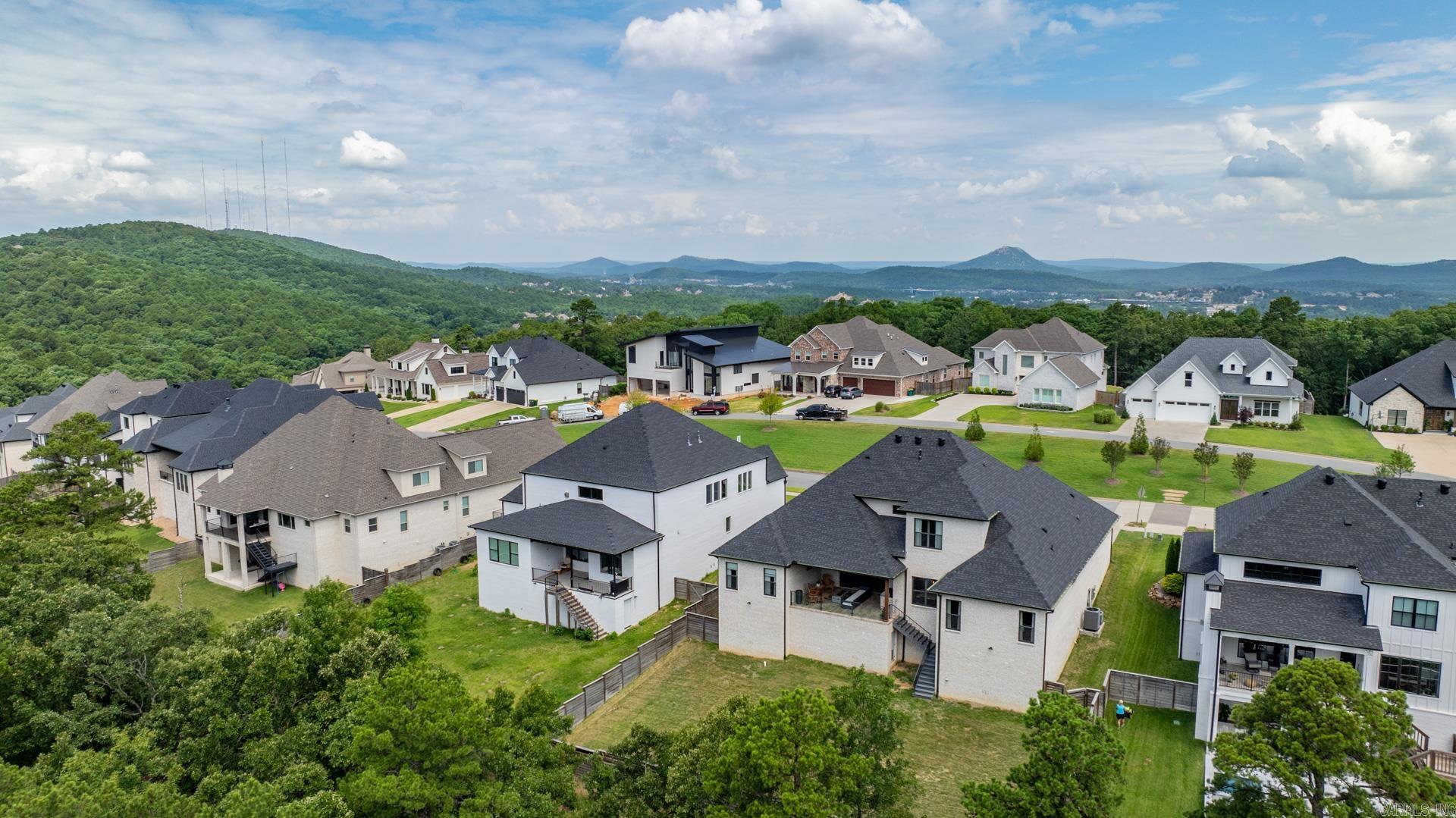 CHENAL VALLEY "FALSTONE COURT" - Residential