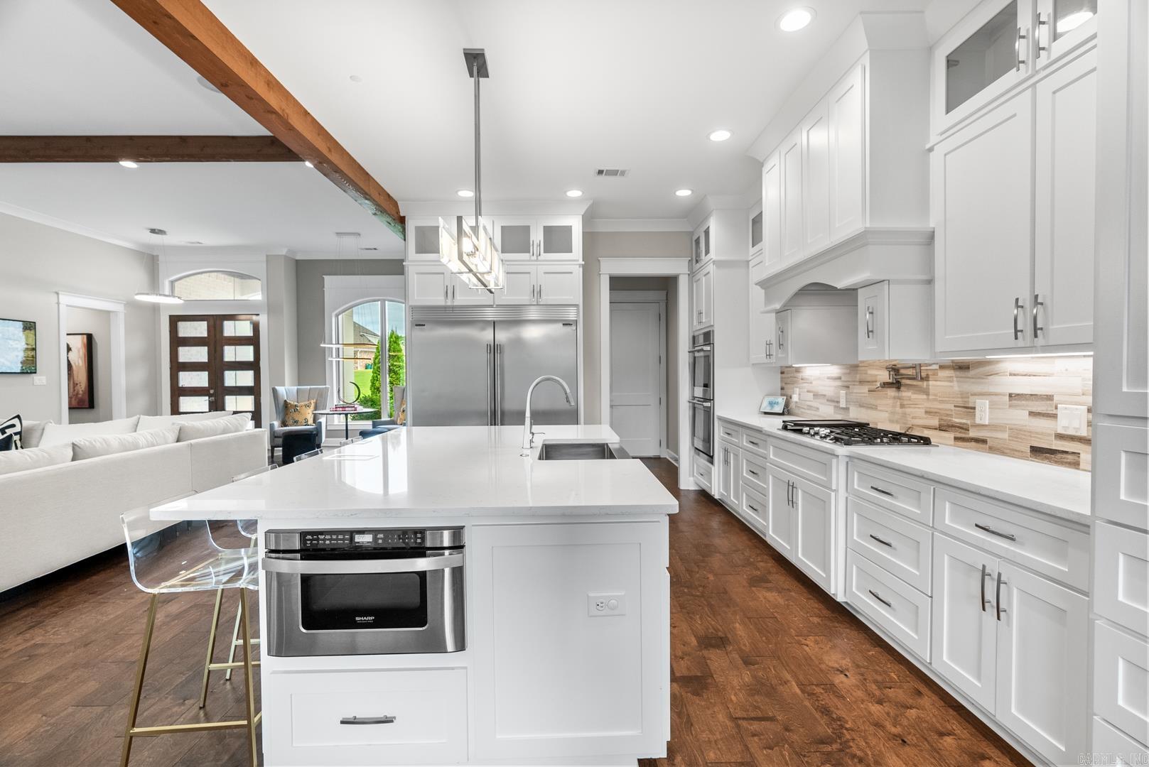 CHENAL VALLEY "FALSTONE COURT" - Residential