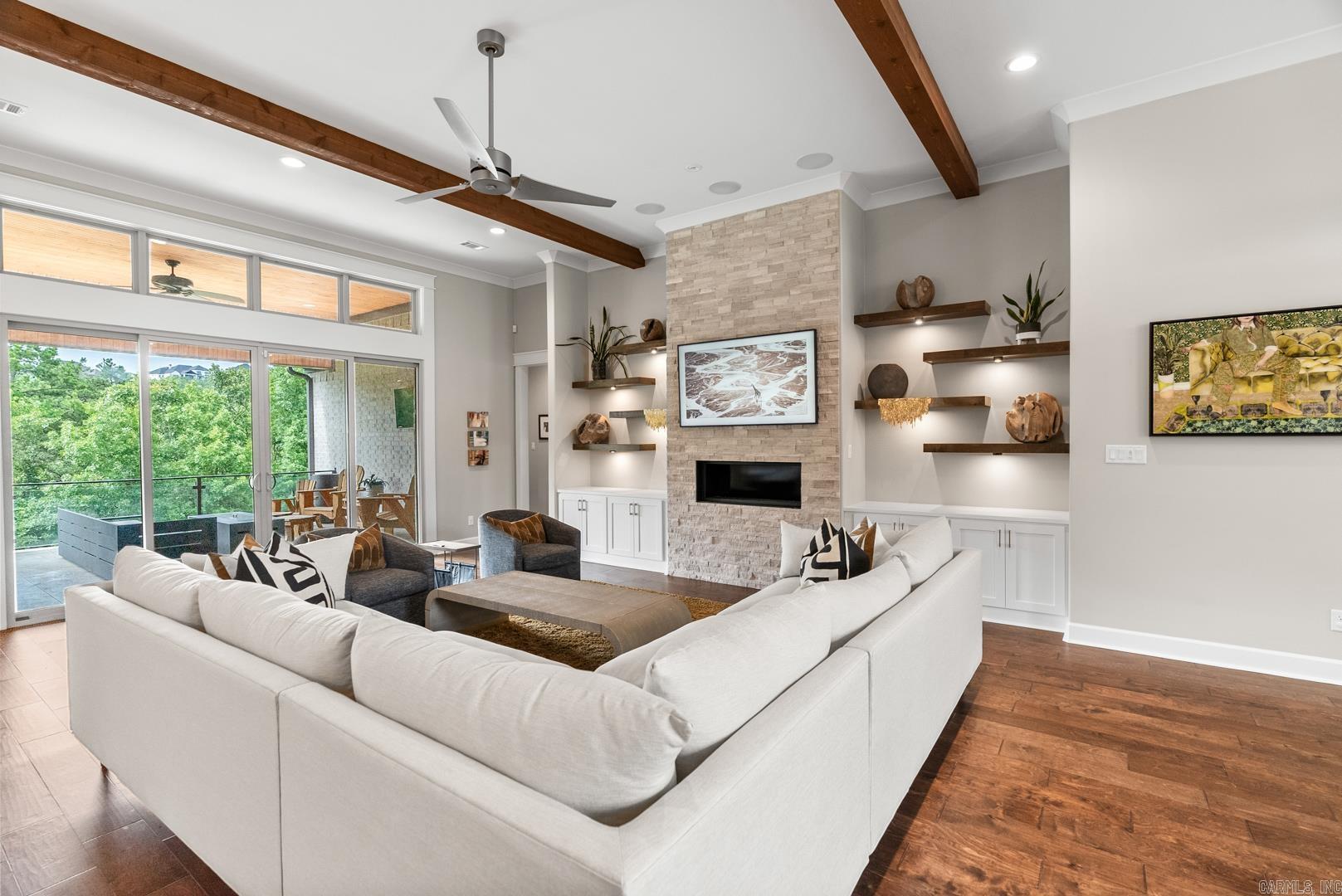 CHENAL VALLEY "FALSTONE COURT" - Residential