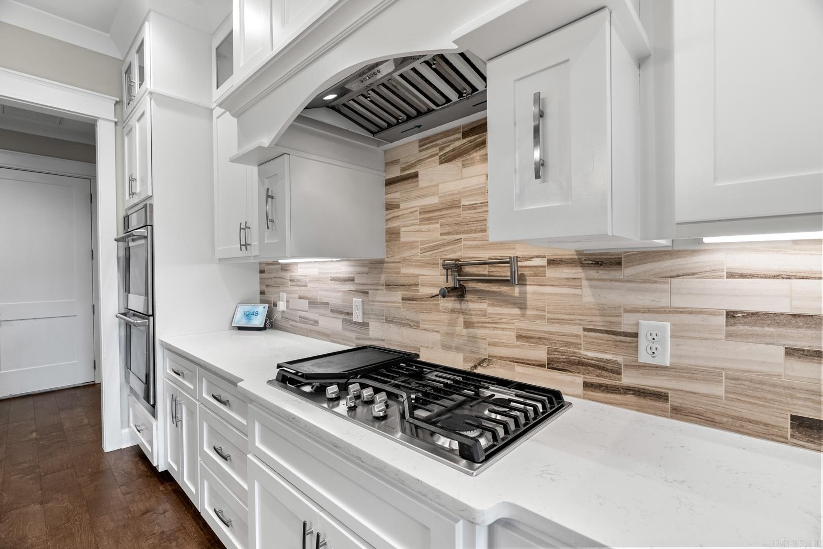 CHENAL VALLEY "FALSTONE COURT" - Residential