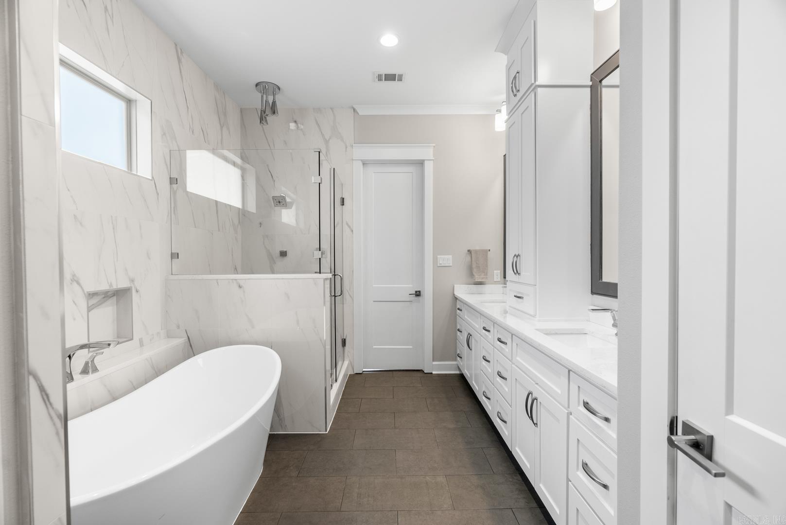 CHENAL VALLEY "FALSTONE COURT" - Residential