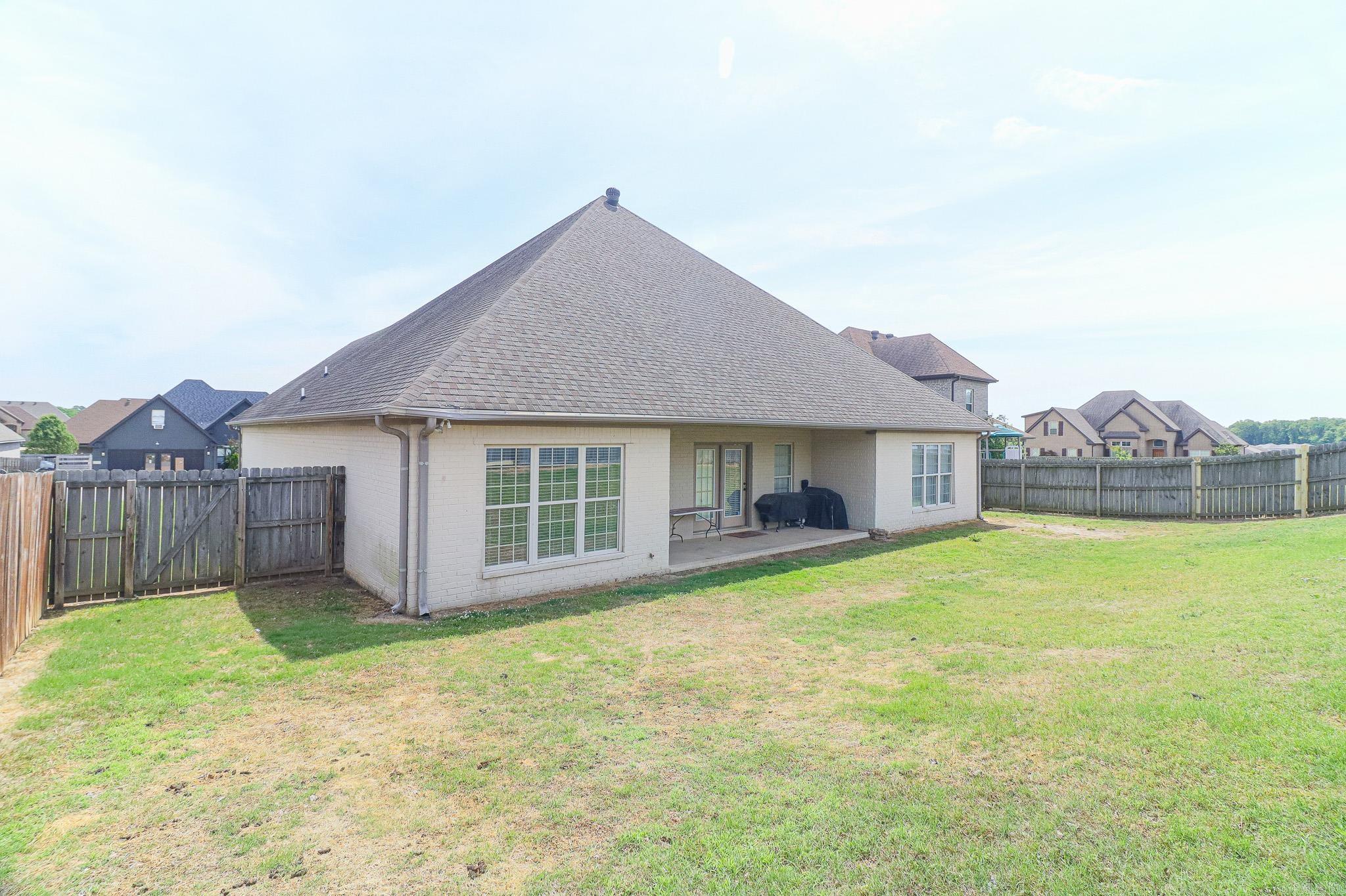 STONERIDGE ESTATES - Residential