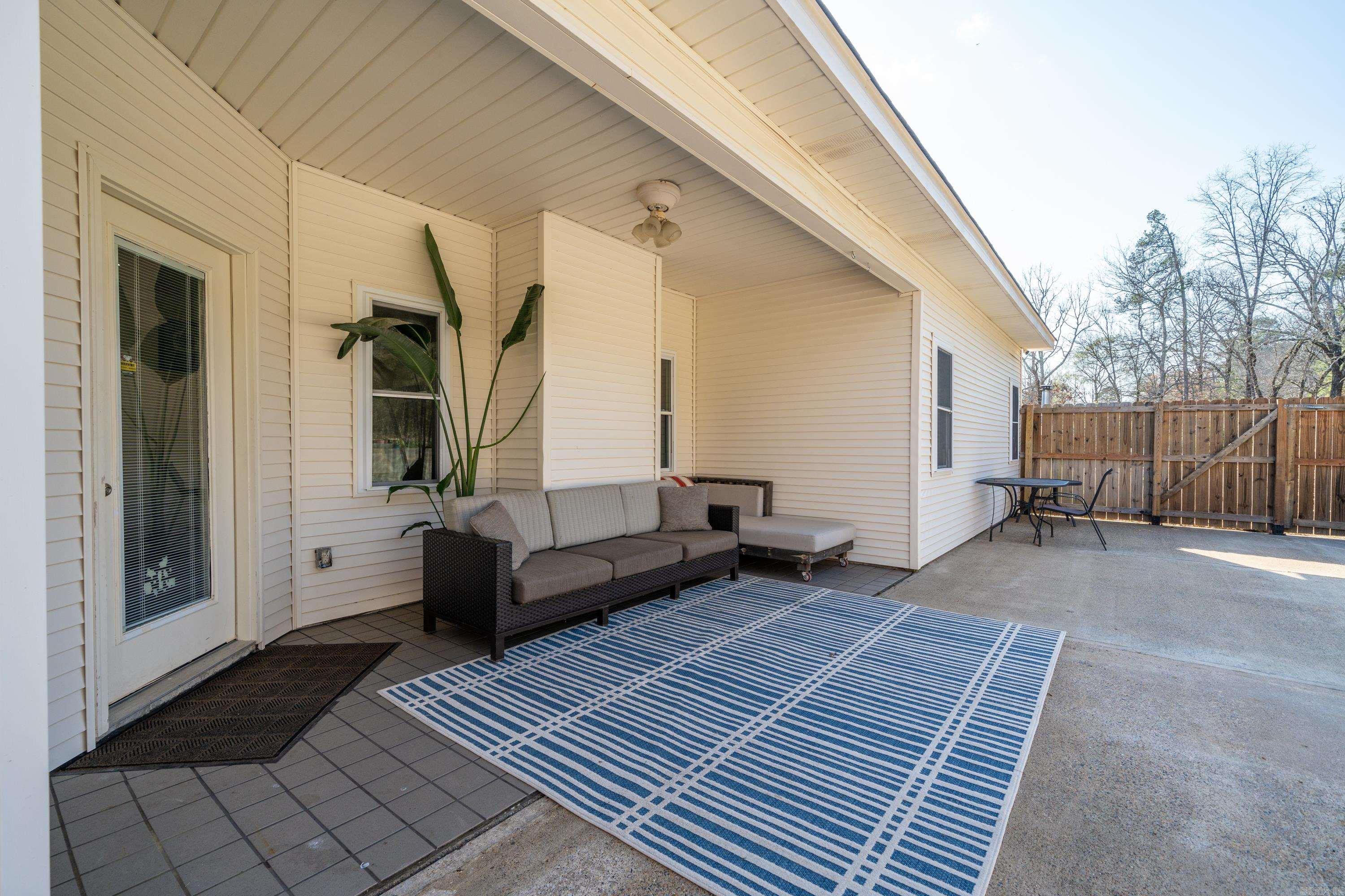 COBBLESTONE RIDGE - Residential