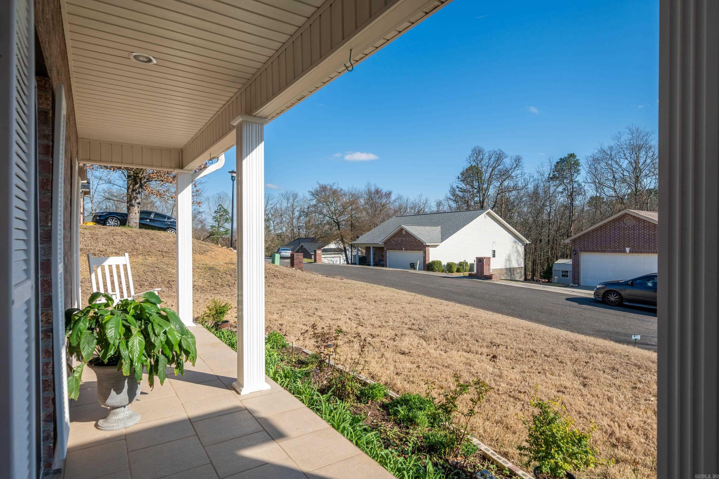 COBBLESTONE RIDGE - Residential