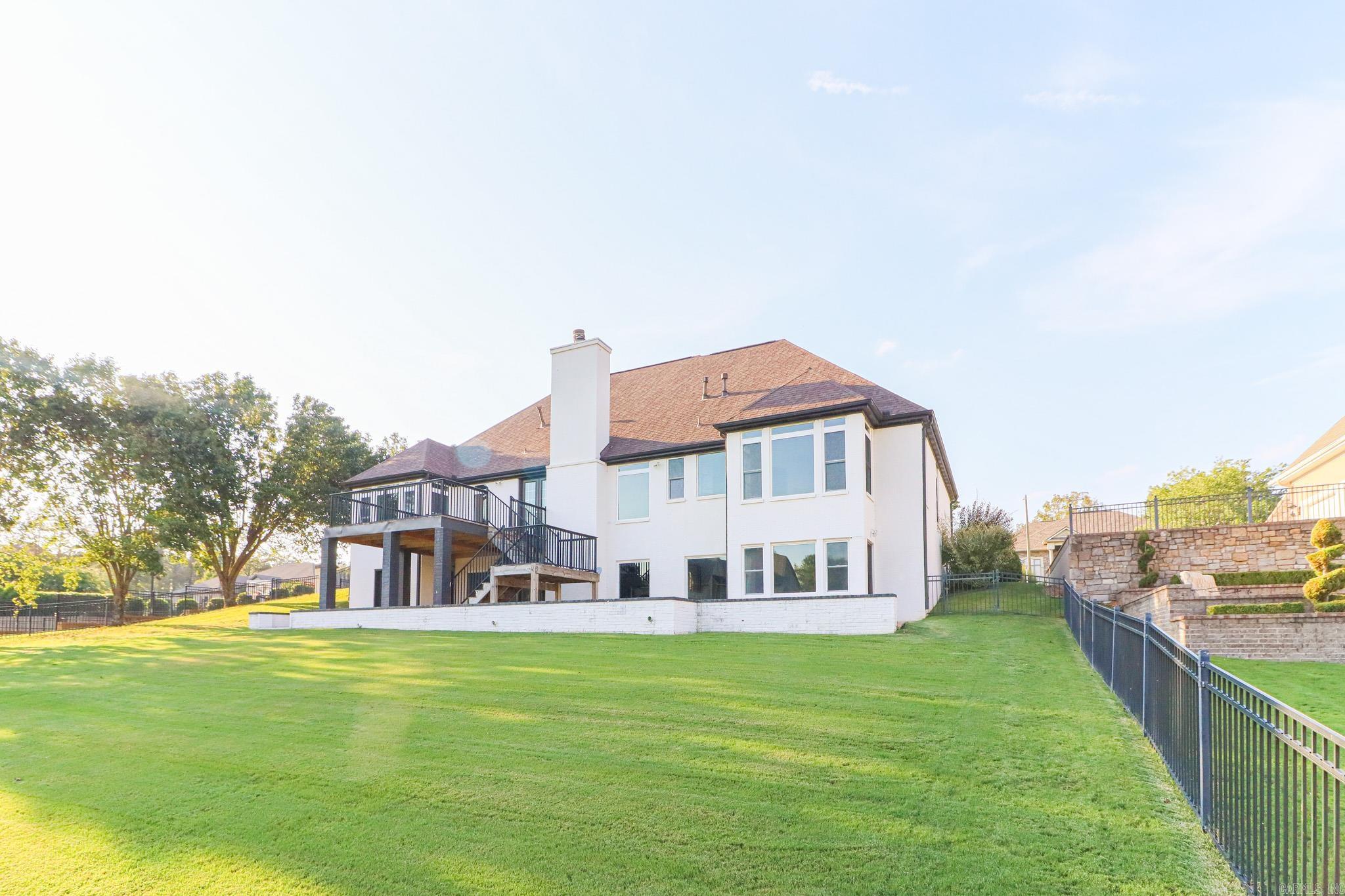 Ridgepointe - Residential