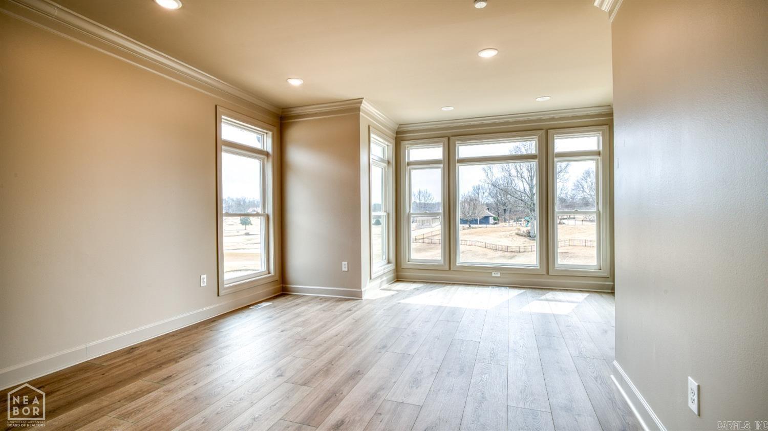 Ridgepointe - Residential