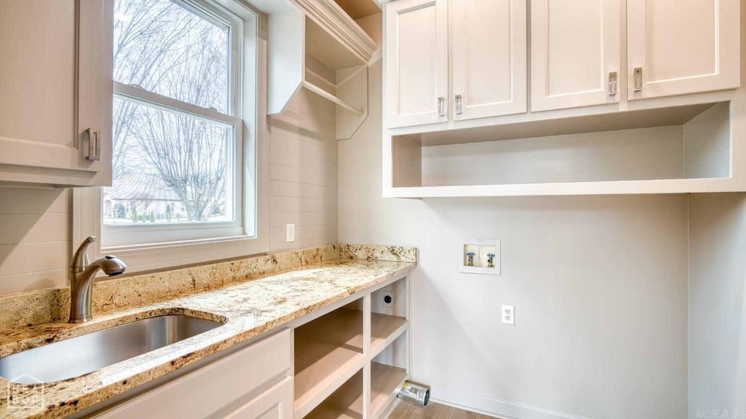 Ridgepointe - Residential