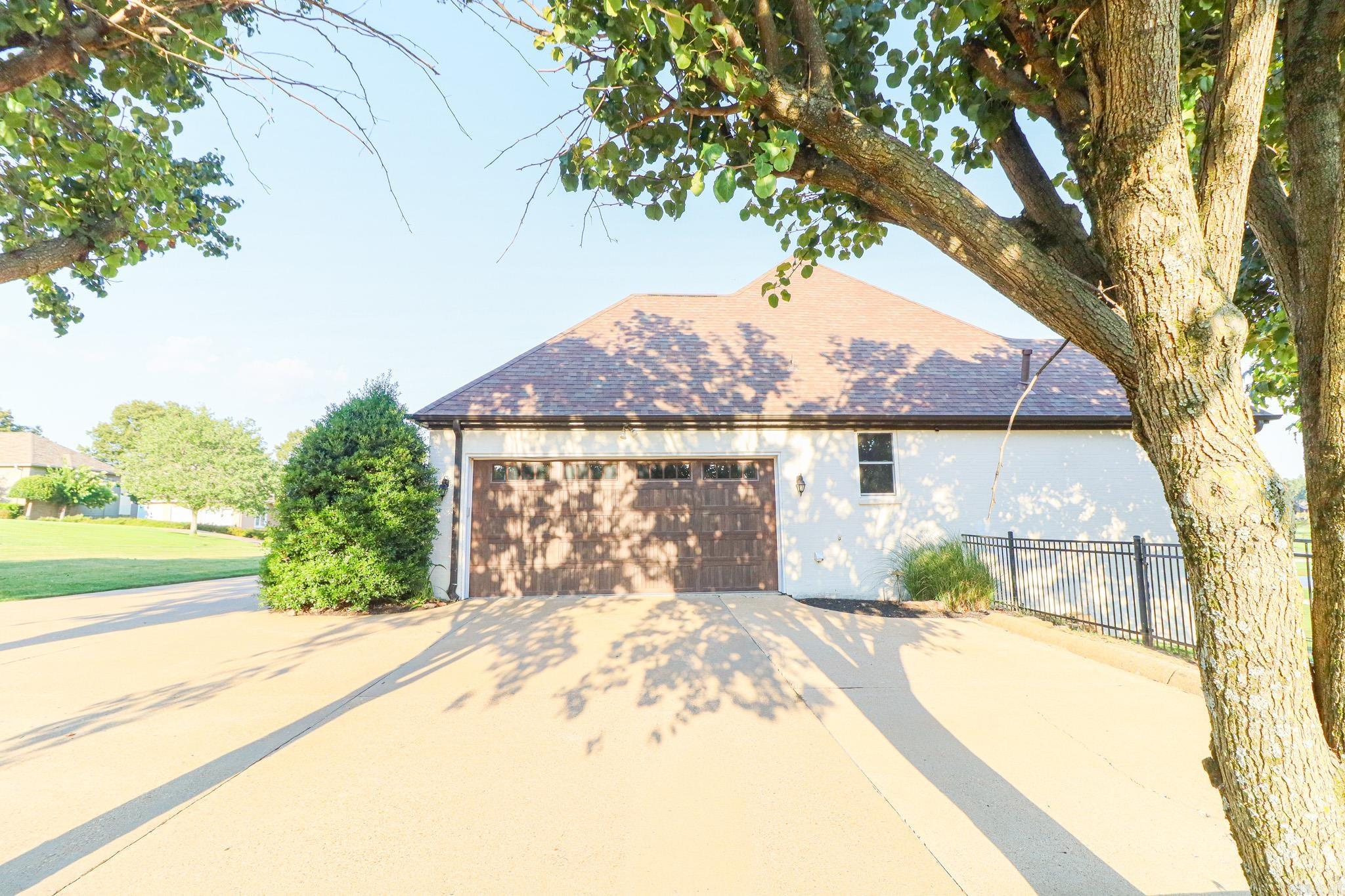Ridgepointe - Residential