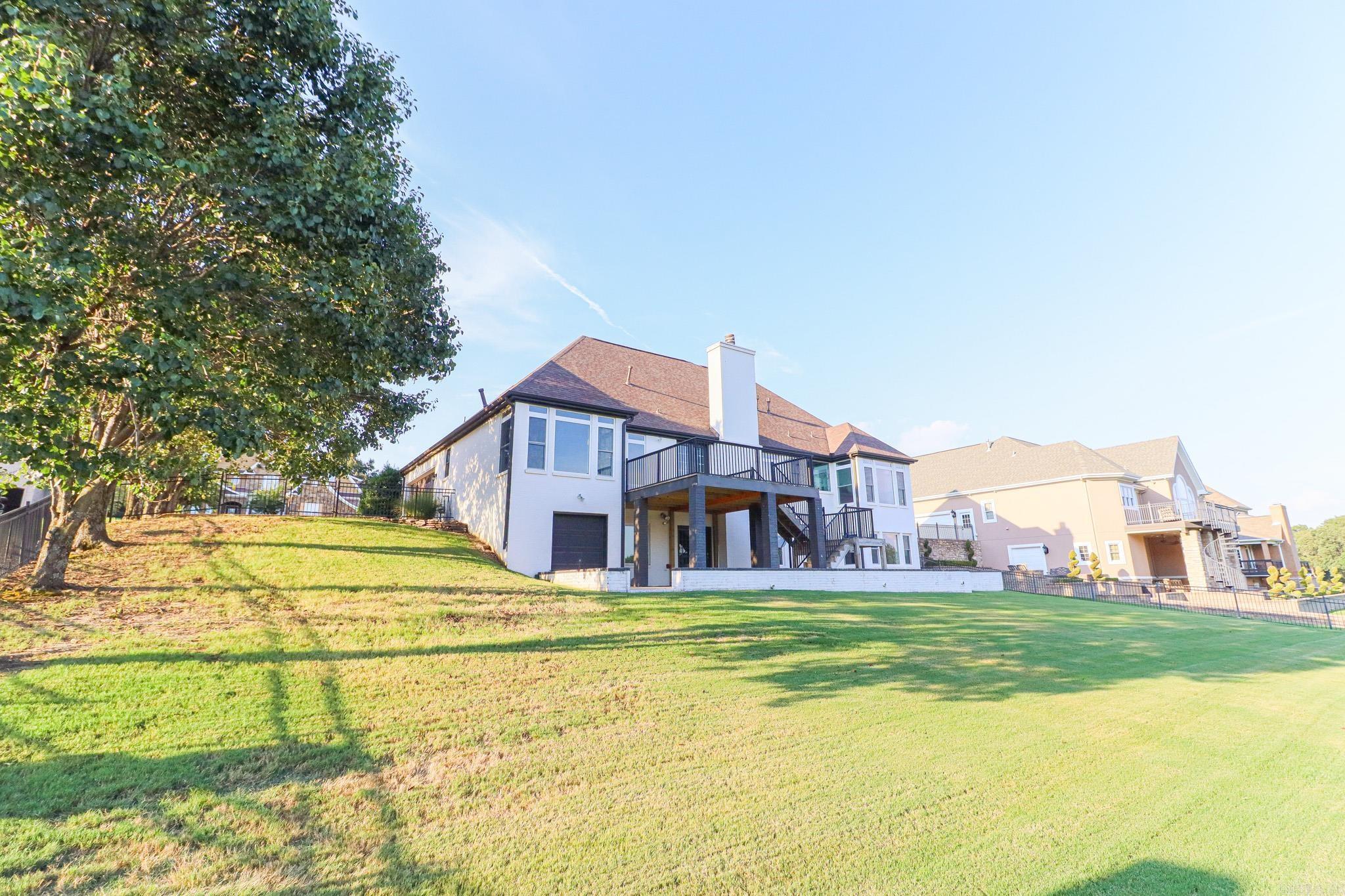 Ridgepointe - Residential