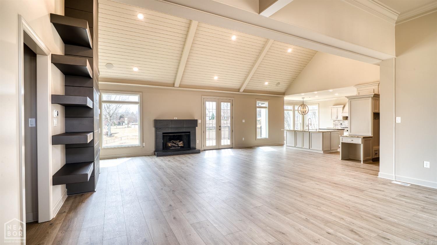 Ridgepointe - Residential