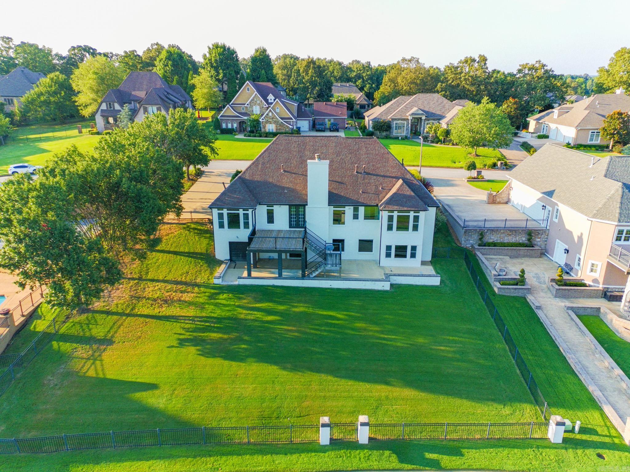Ridgepointe - Residential