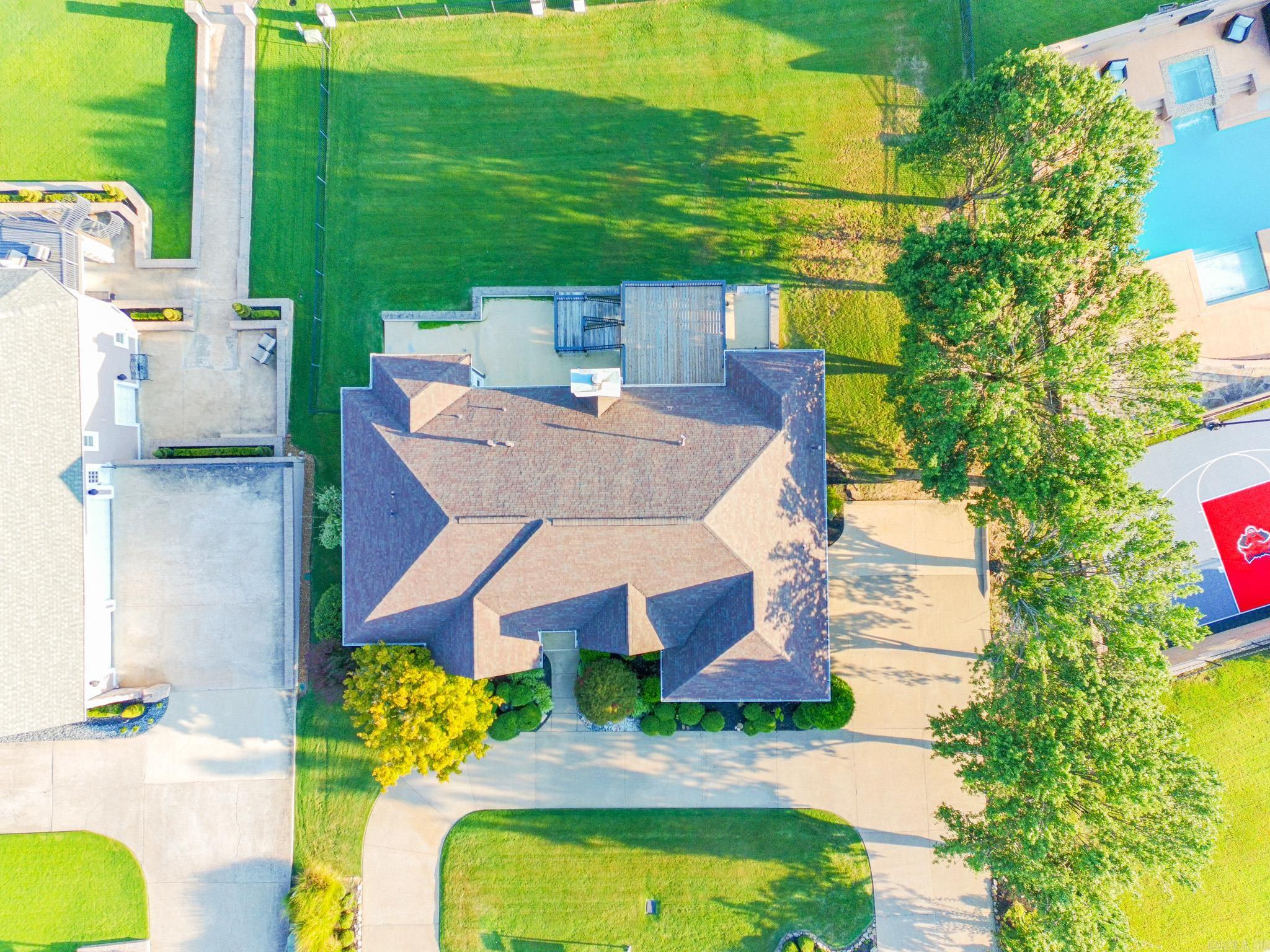 Ridgepointe - Residential