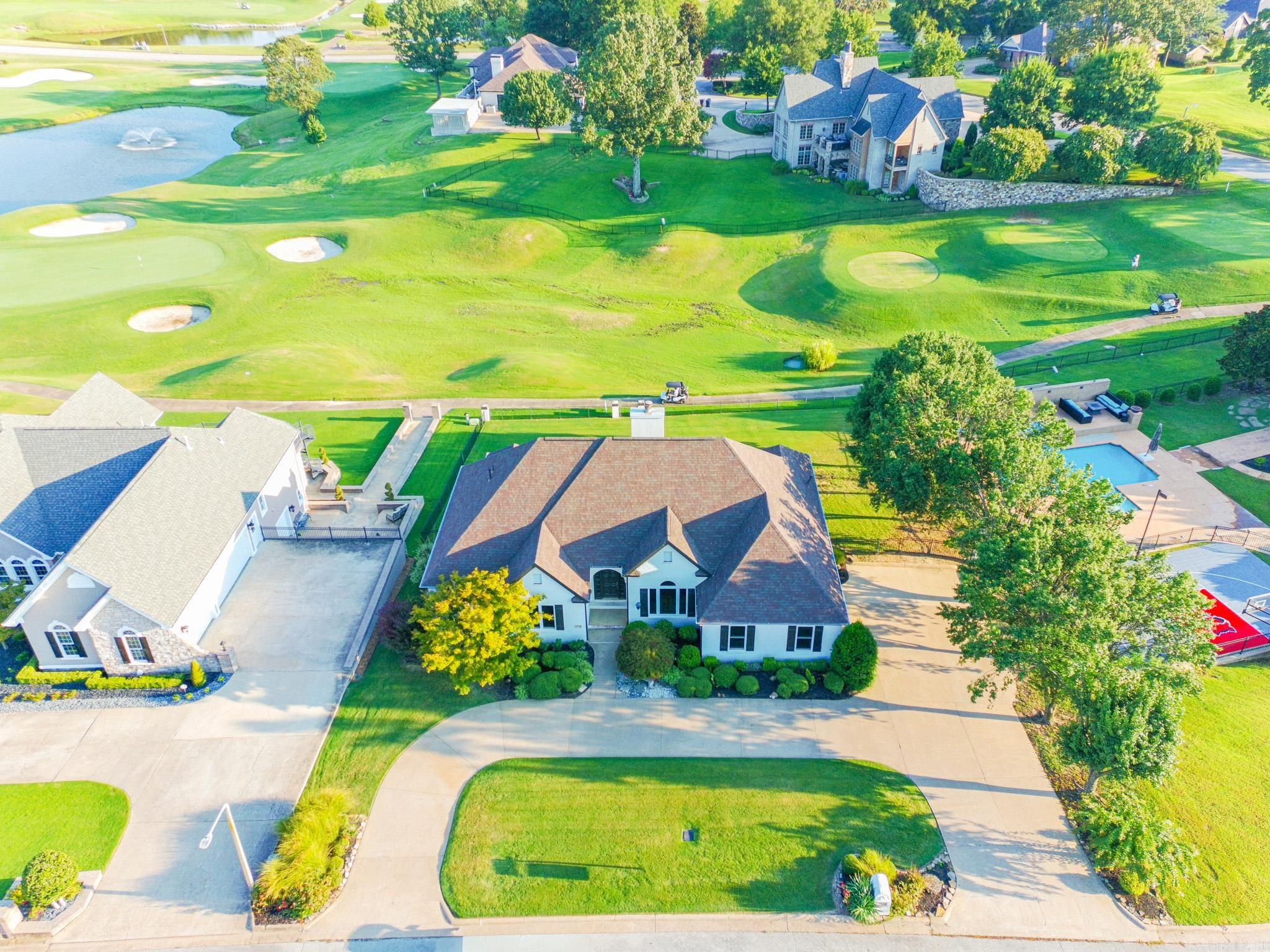 Ridgepointe - Residential