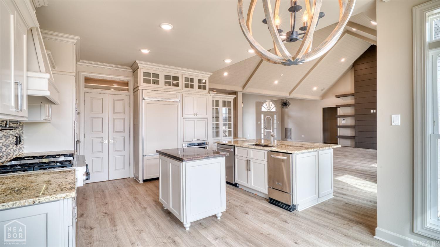 Ridgepointe - Residential