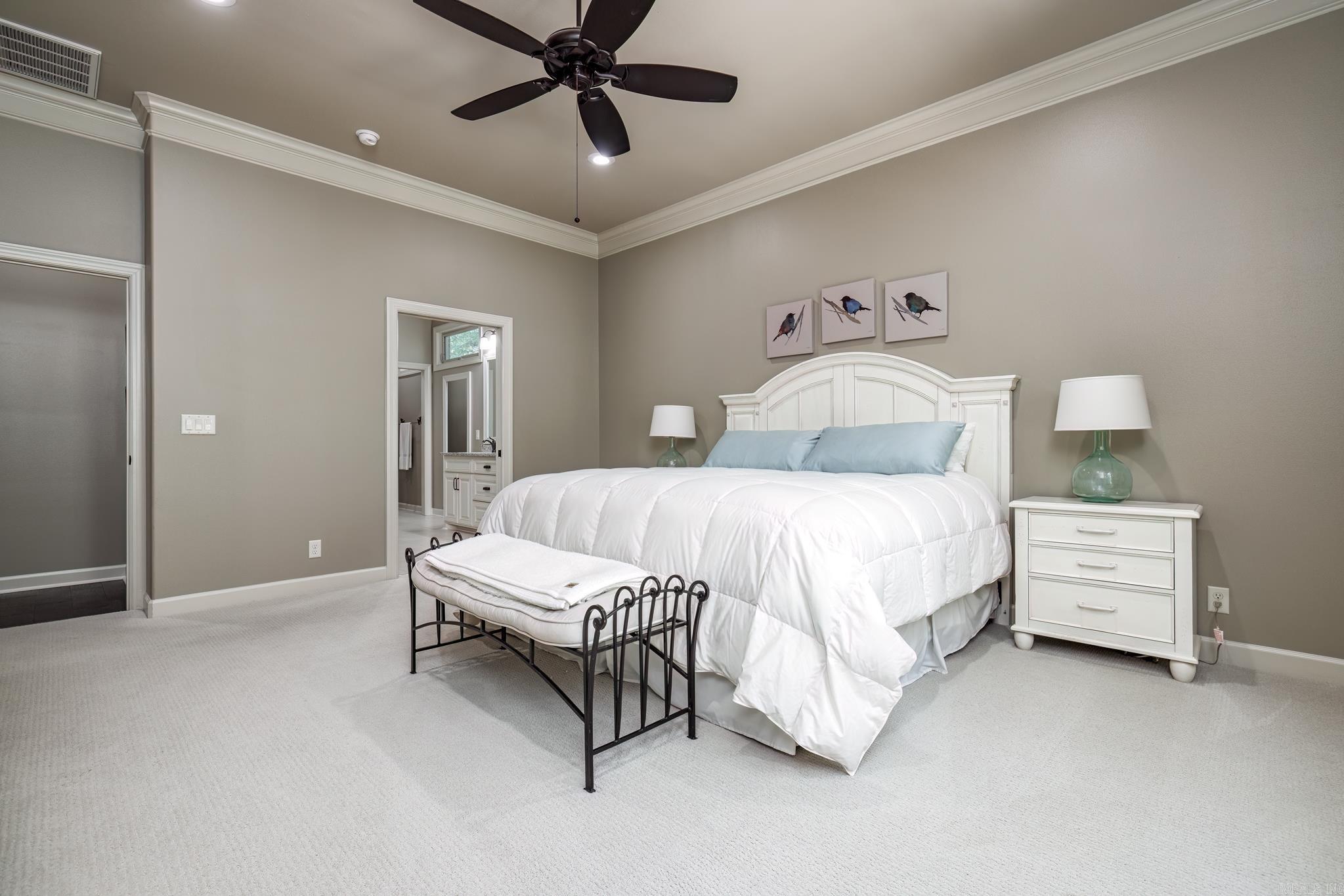 ALTA VISTA - Residential