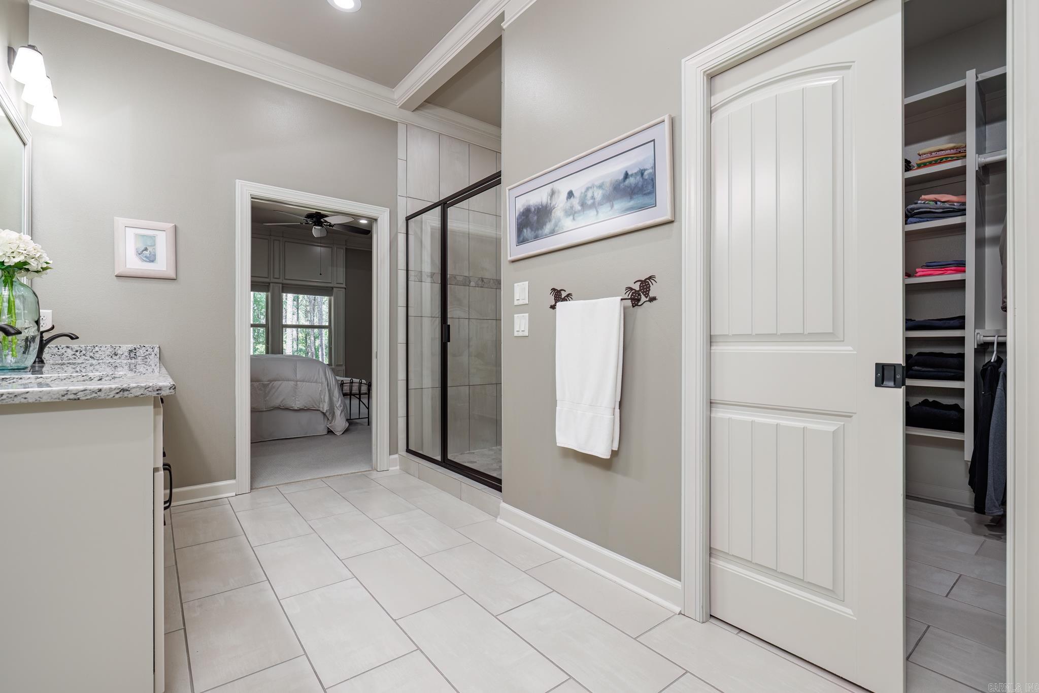 ALTA VISTA - Residential