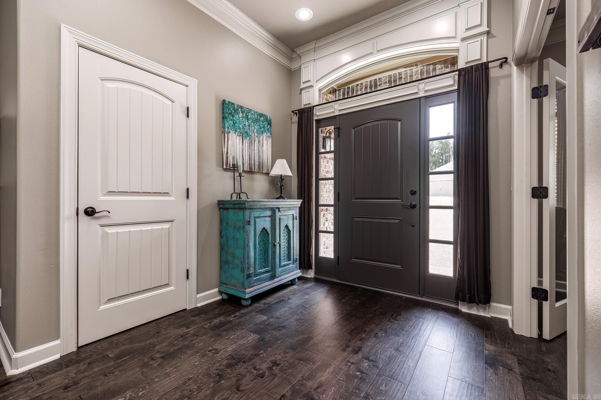 ALTA VISTA - Residential