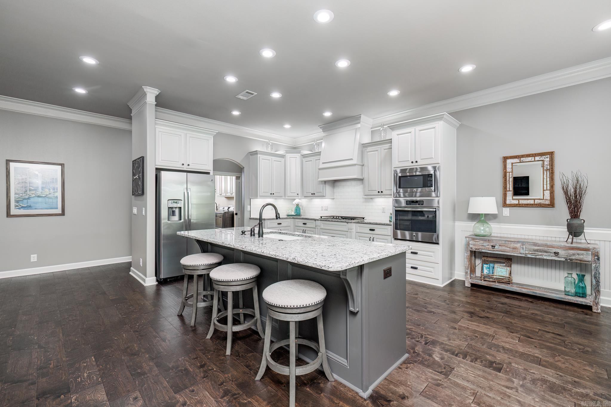 ALTA VISTA - Residential