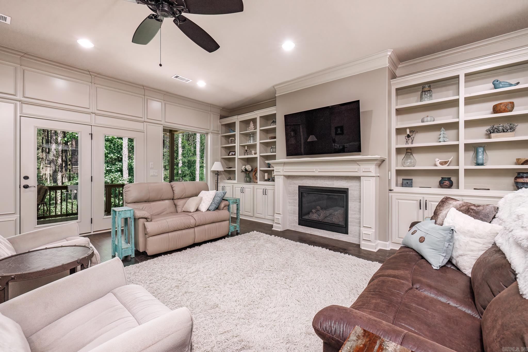 ALTA VISTA - Residential