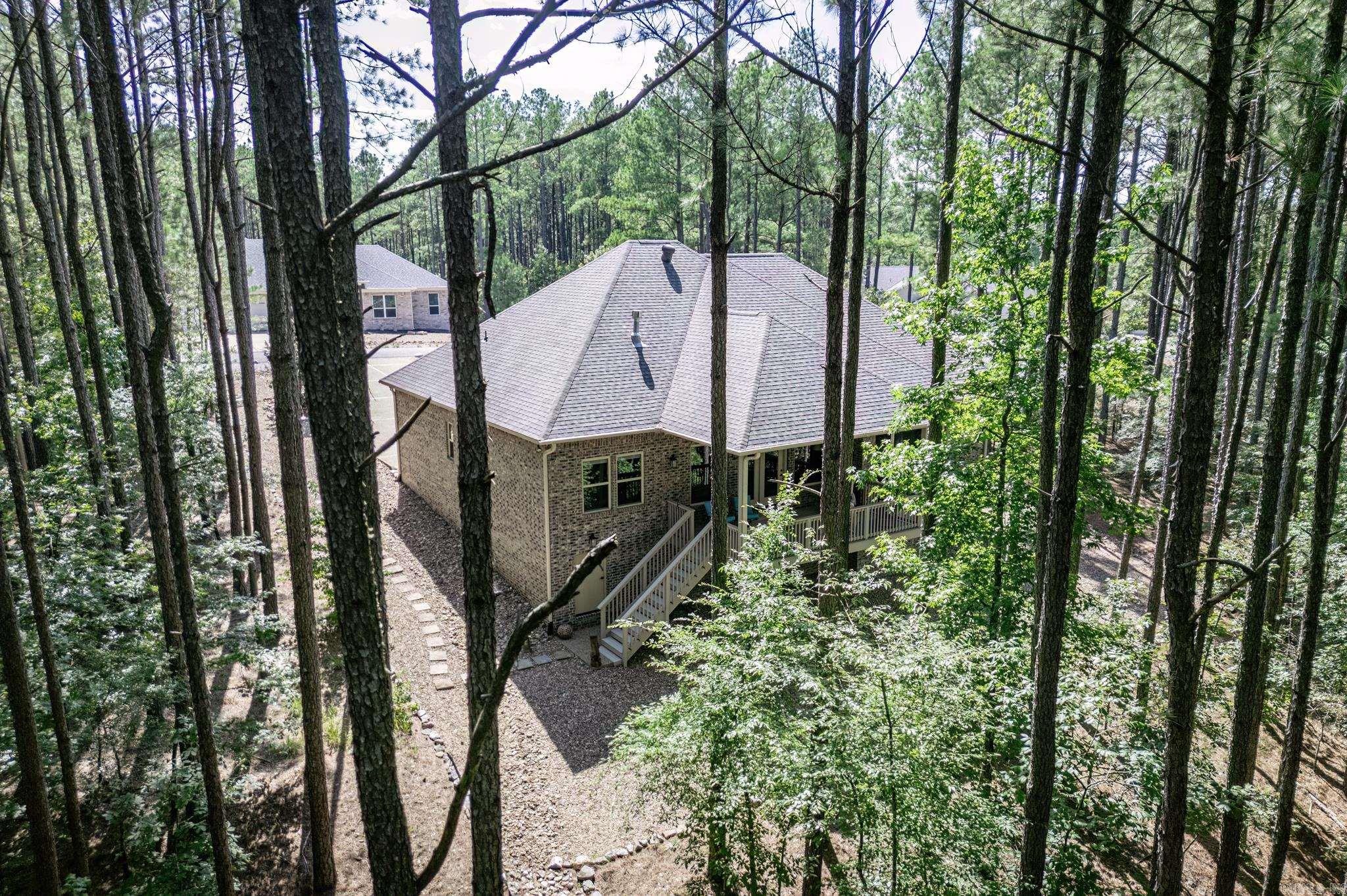 ALTA VISTA - Residential