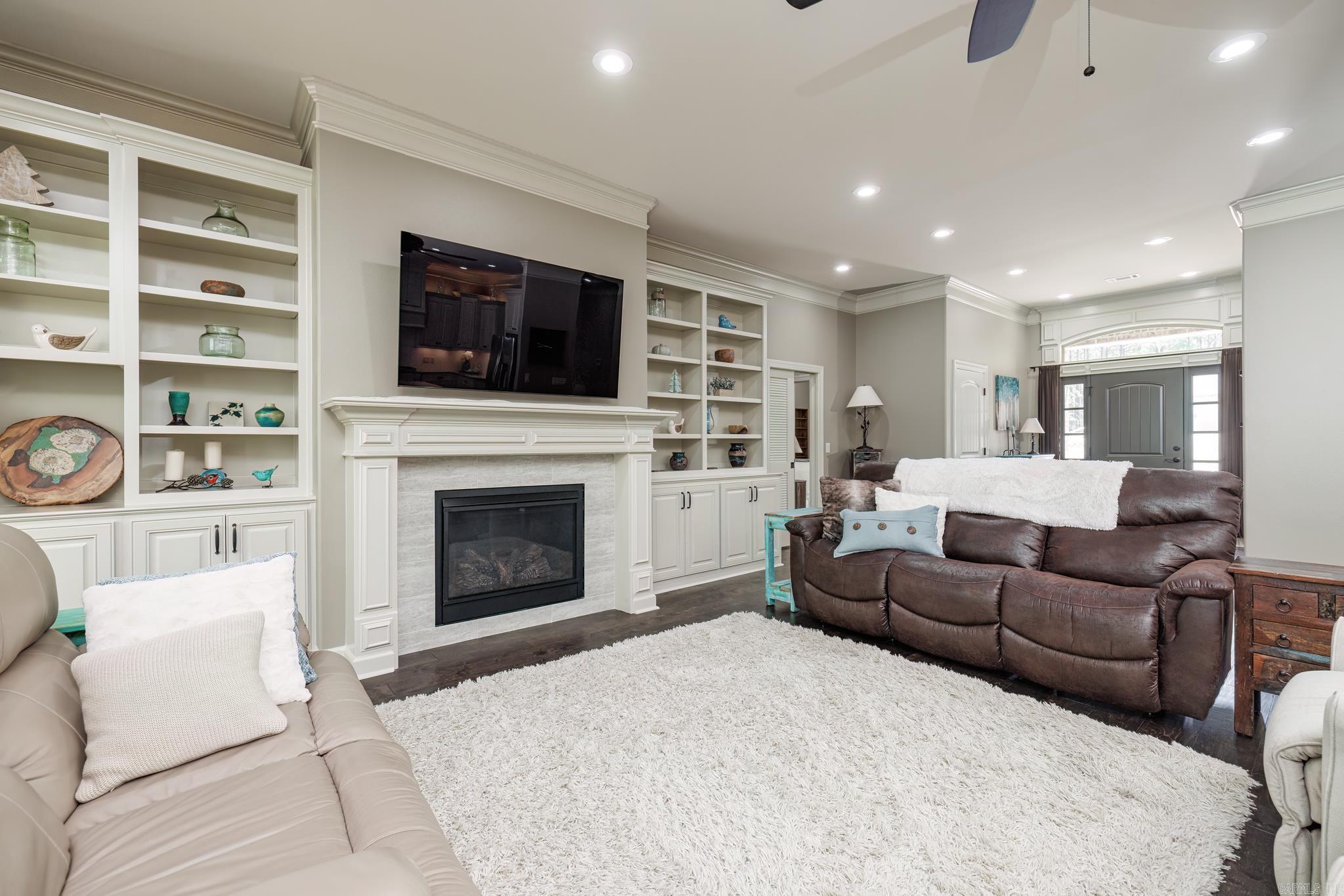 ALTA VISTA - Residential