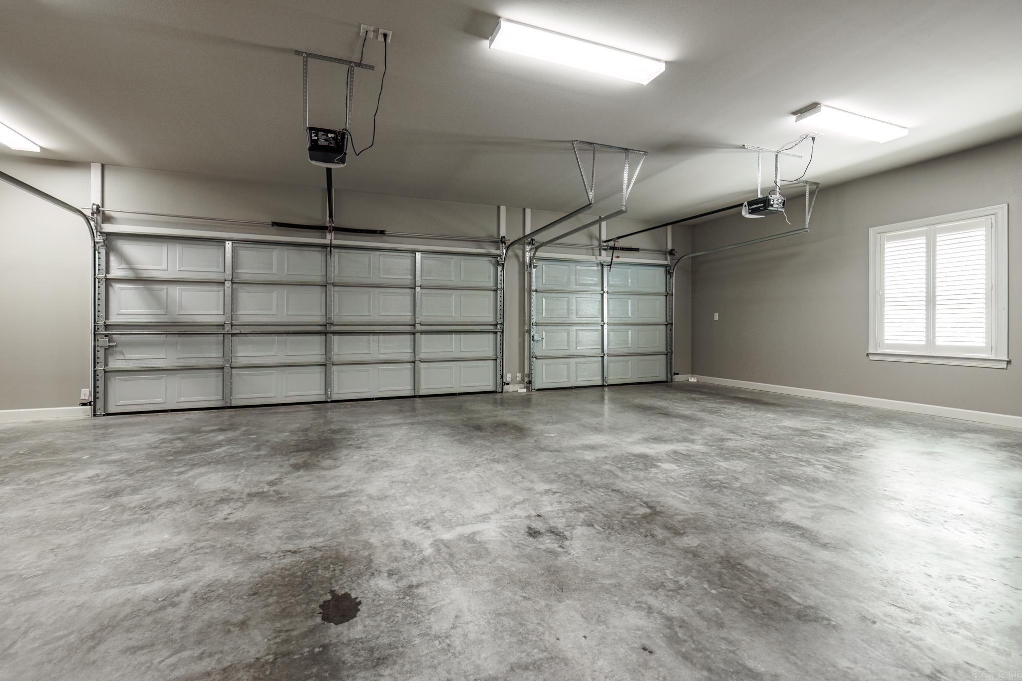 ALTA VISTA - Residential