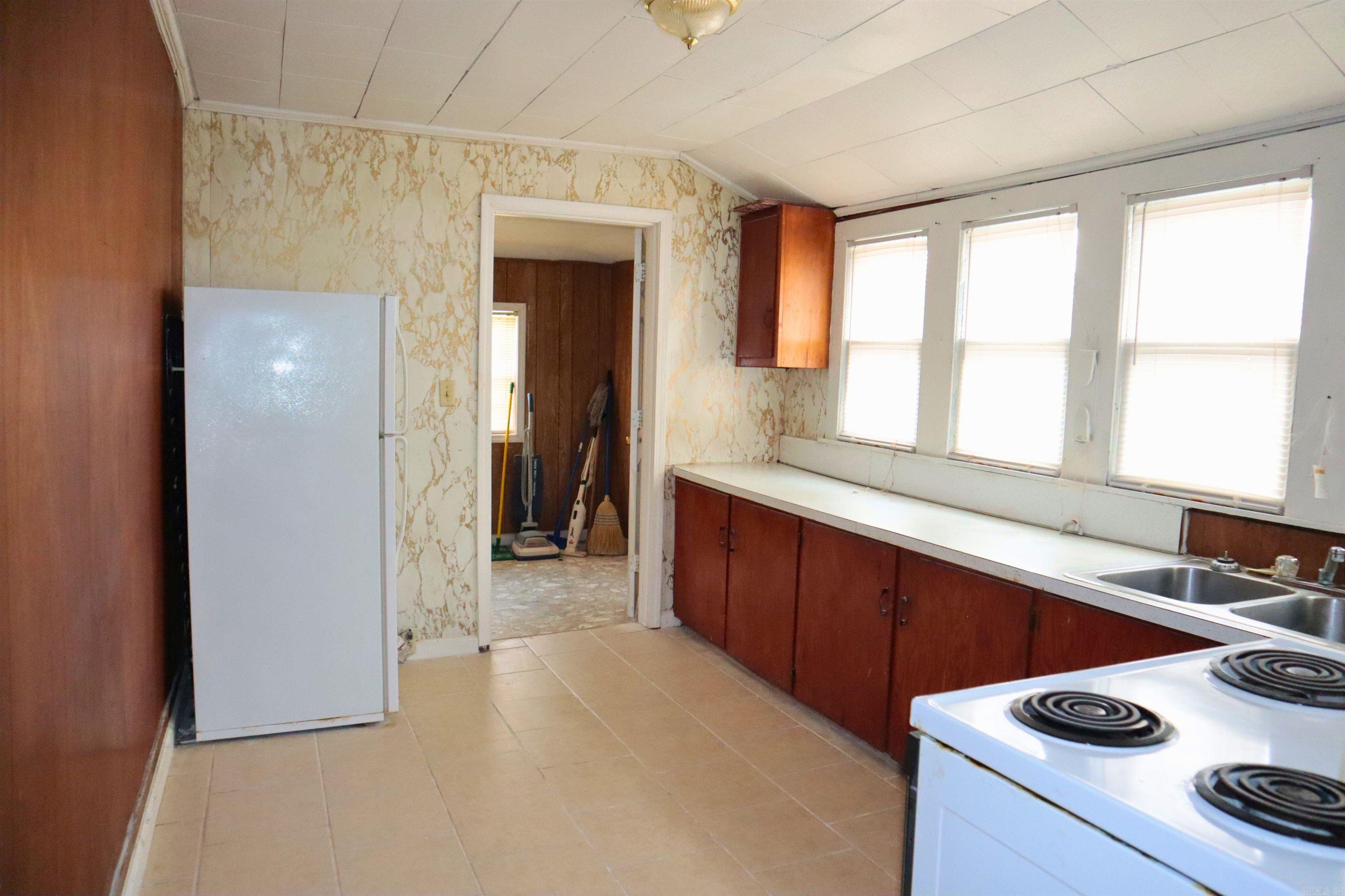 McDonalds First - Residential Income