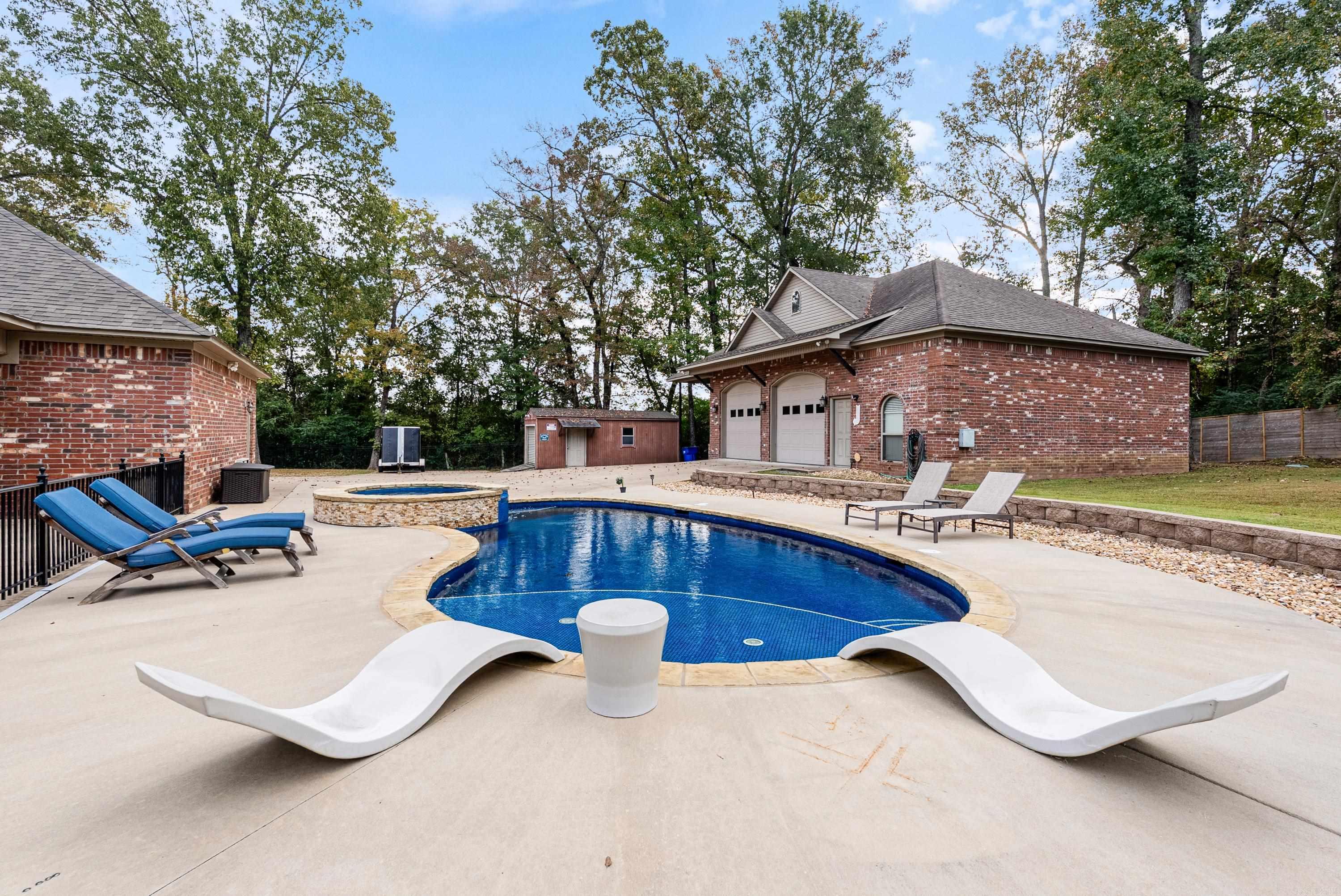 Cedar Glades - Residential