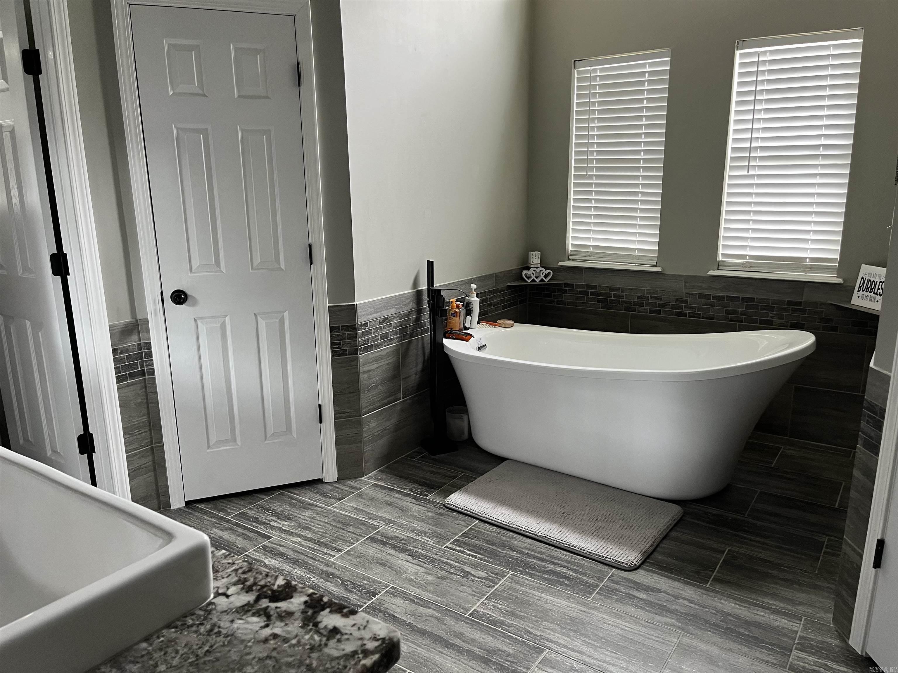 Regal Oaks Phase I - Residential