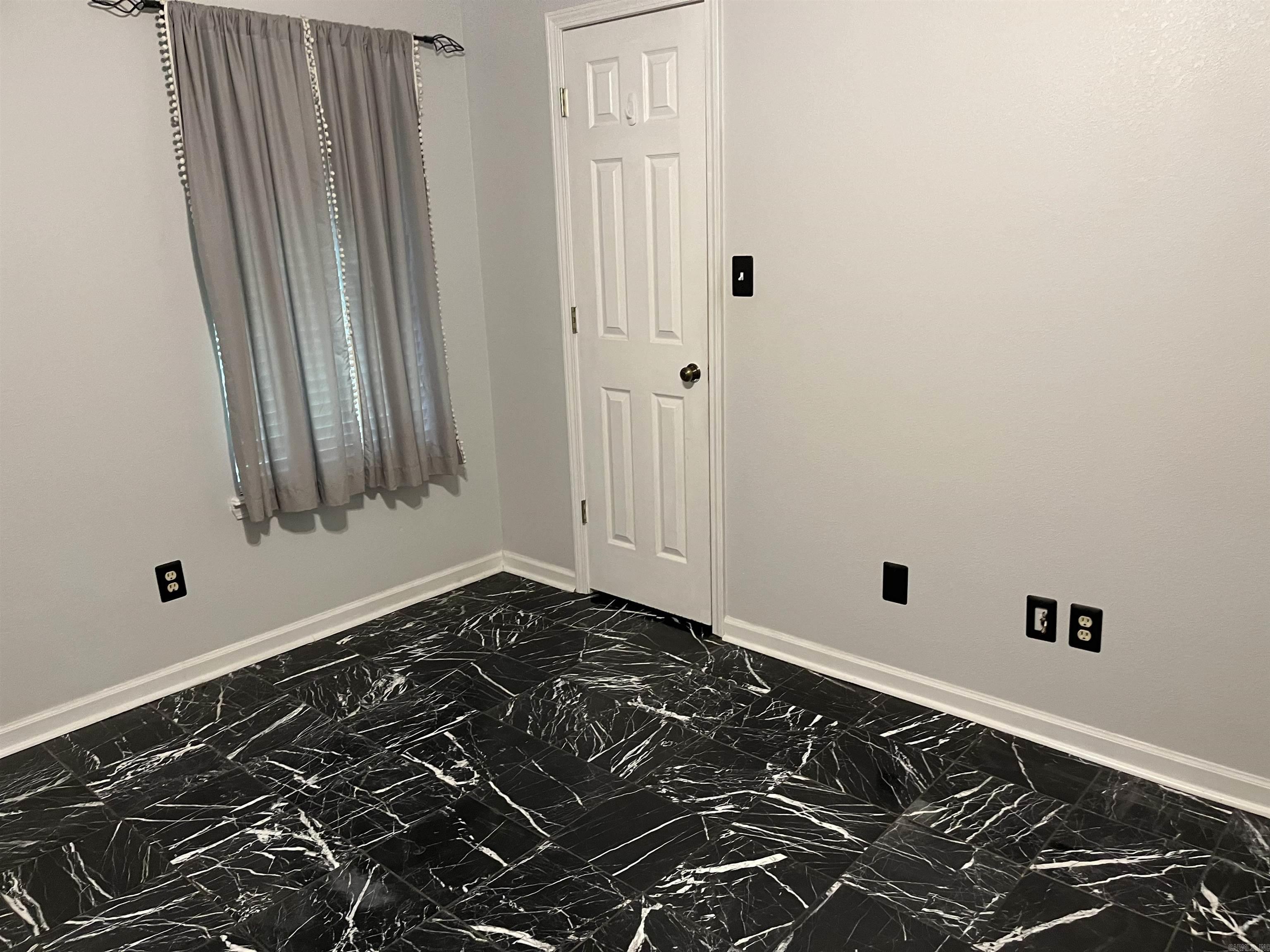 Regal Oaks Phase I - Residential