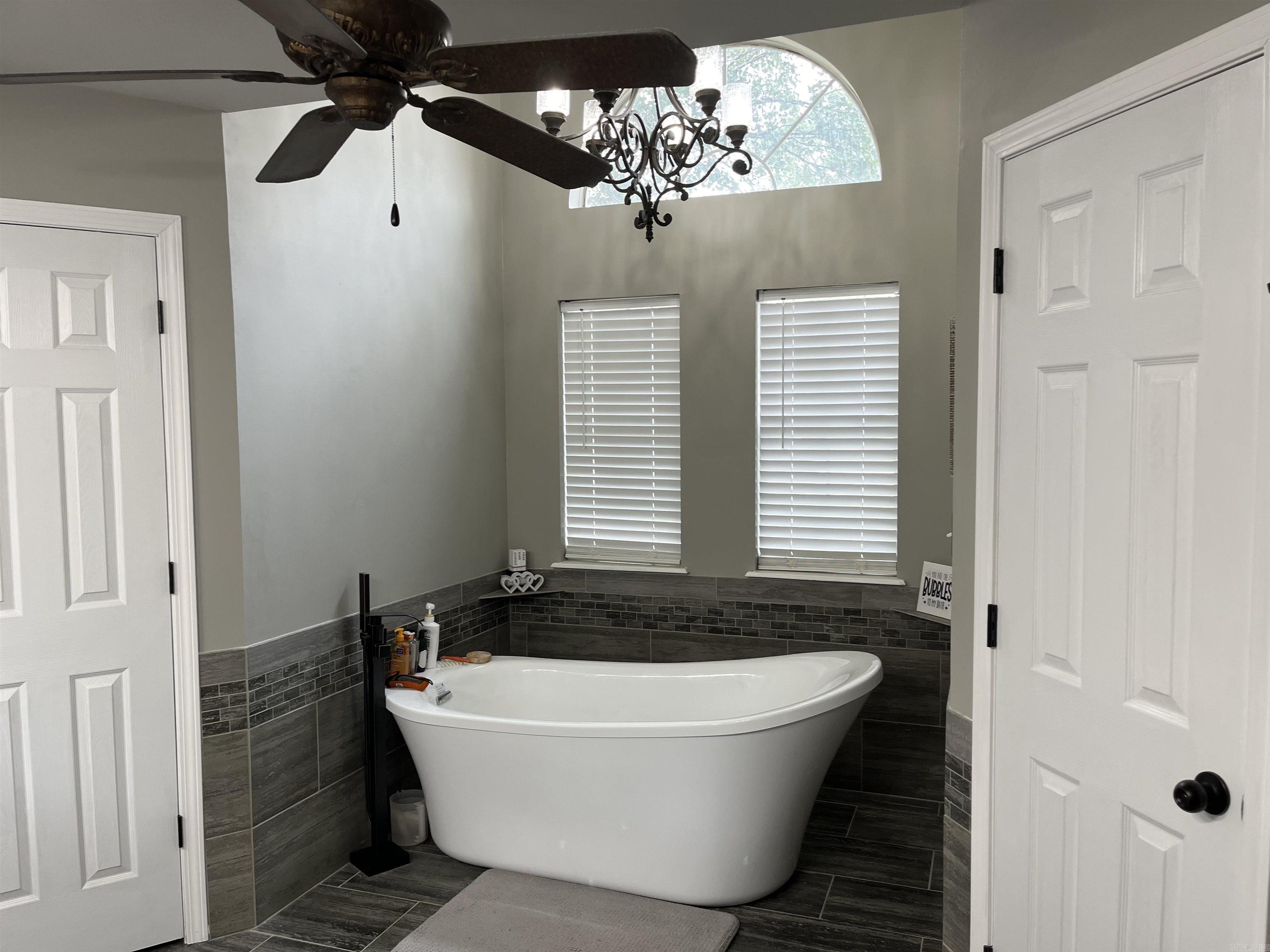 Regal Oaks Phase I - Residential