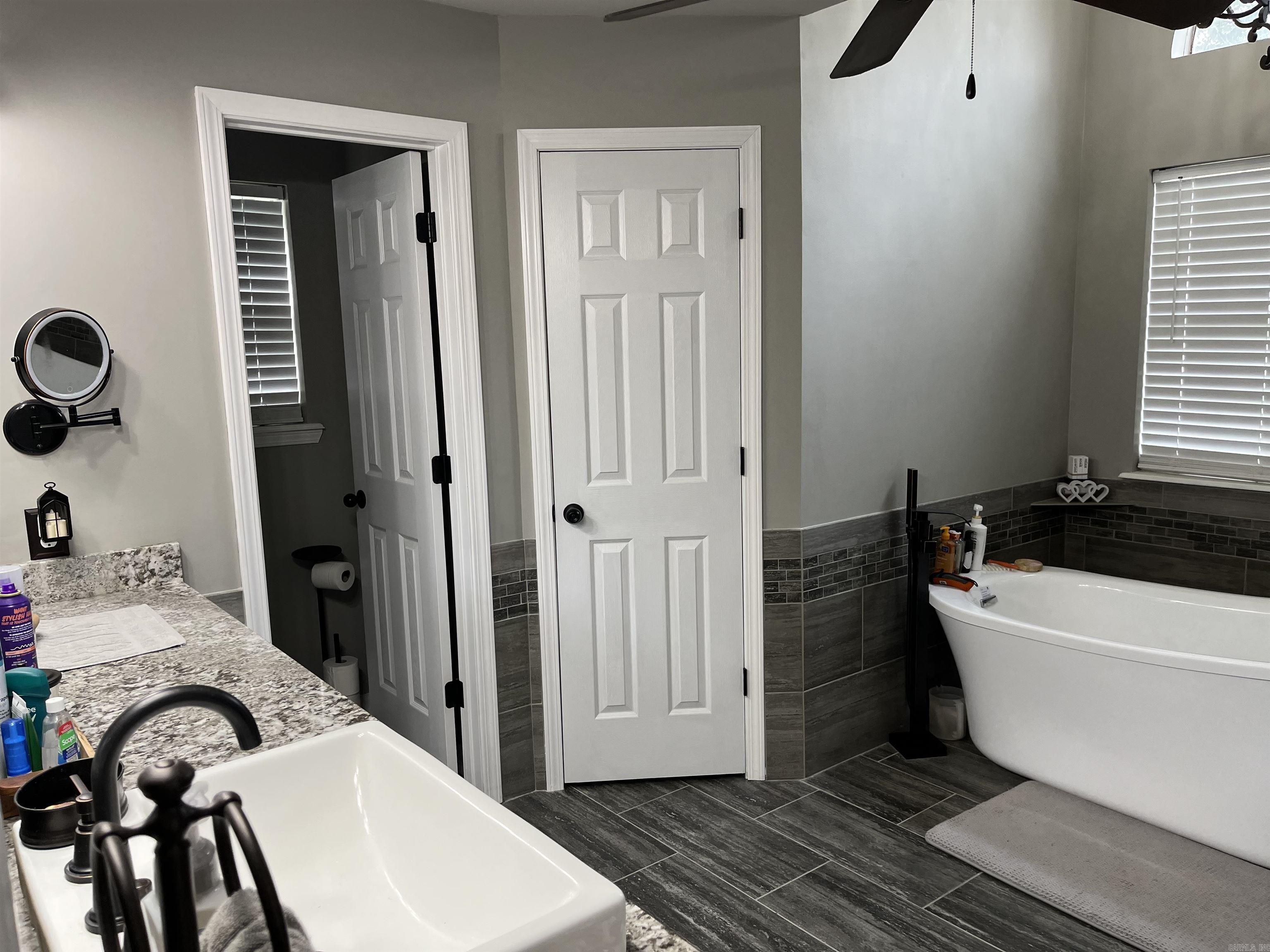 Regal Oaks Phase I - Residential