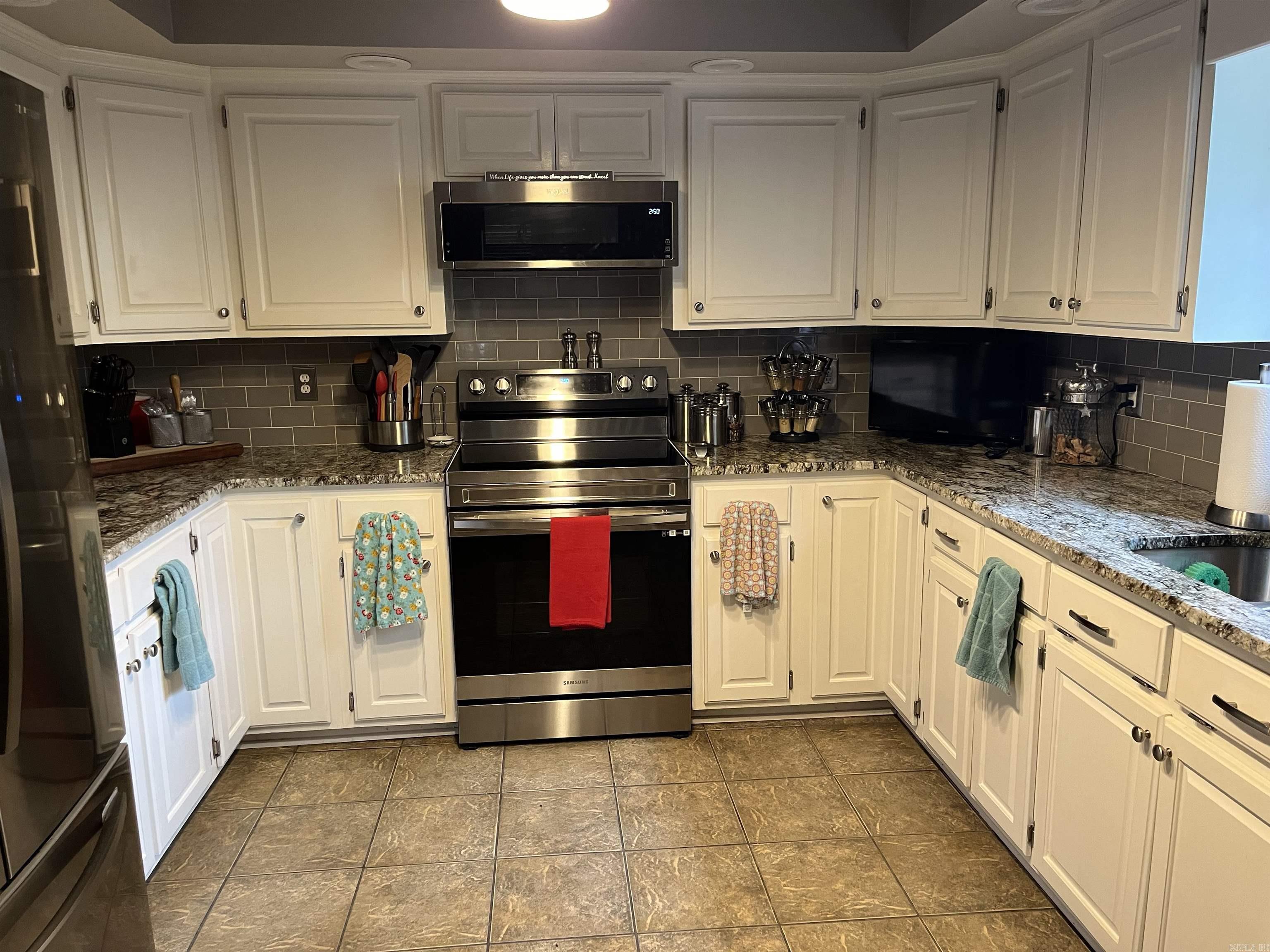 Regal Oaks Phase I - Residential