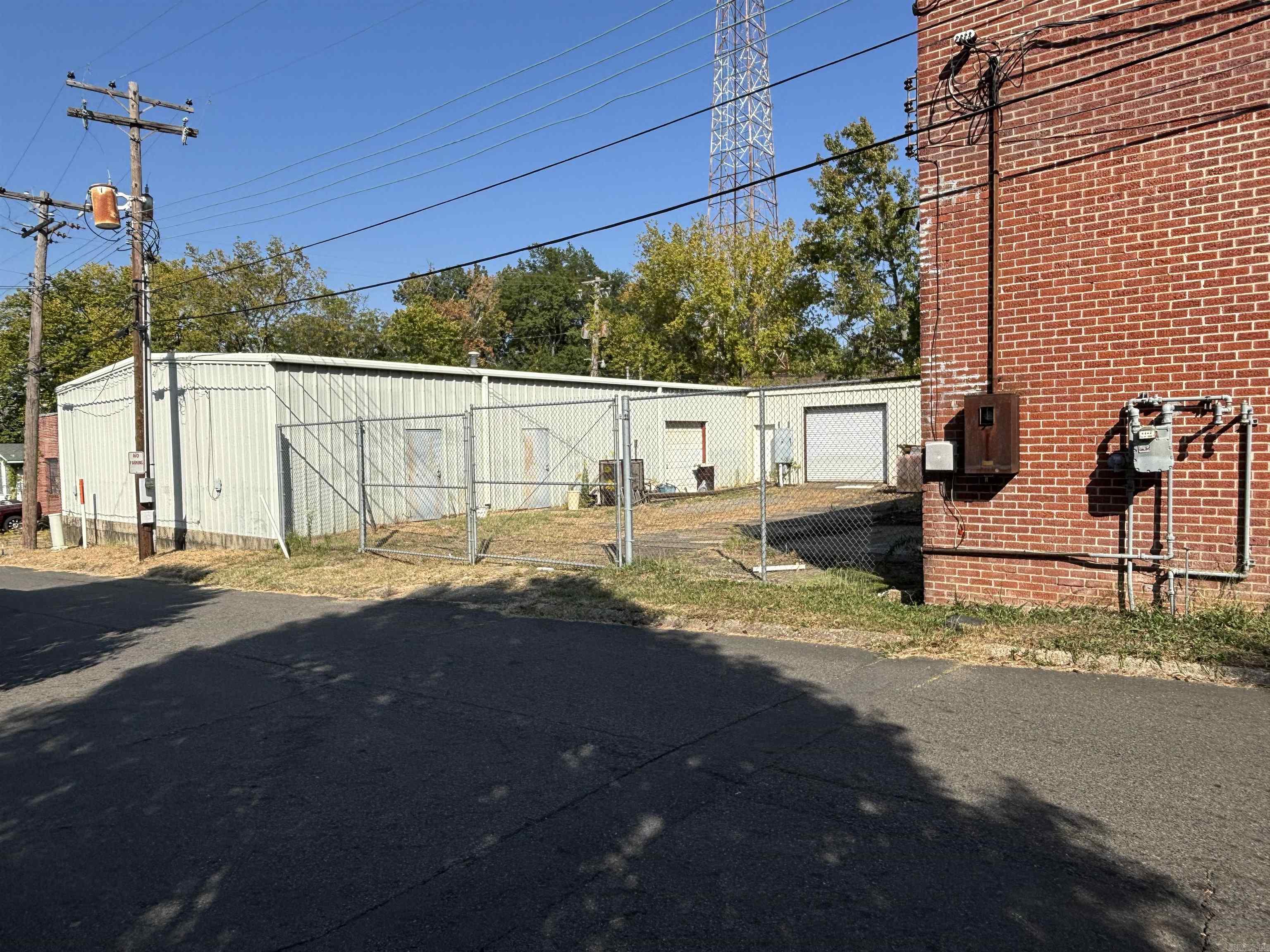 Central - Commercial Sale