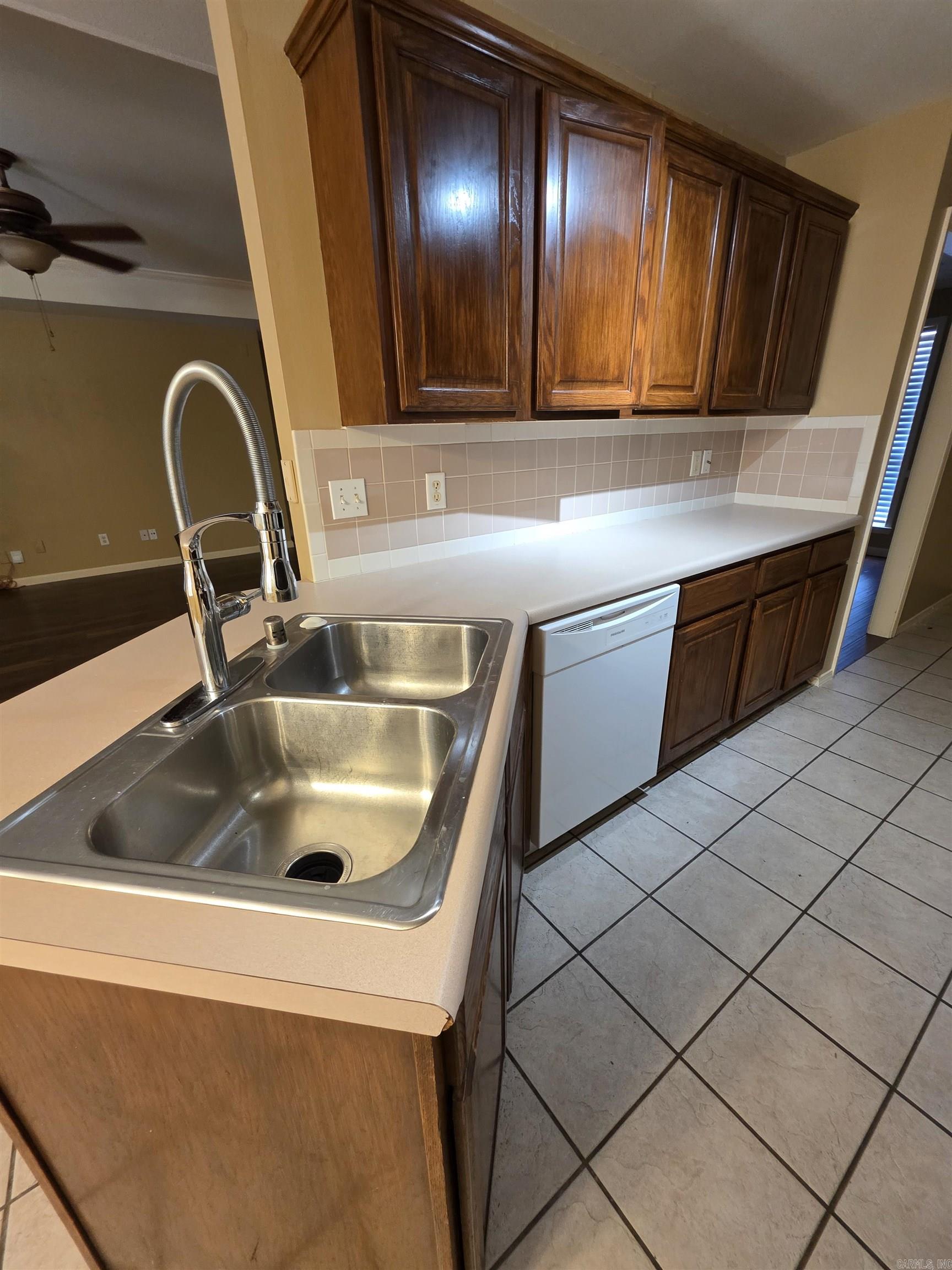 Stoneybrook - Residential Lease