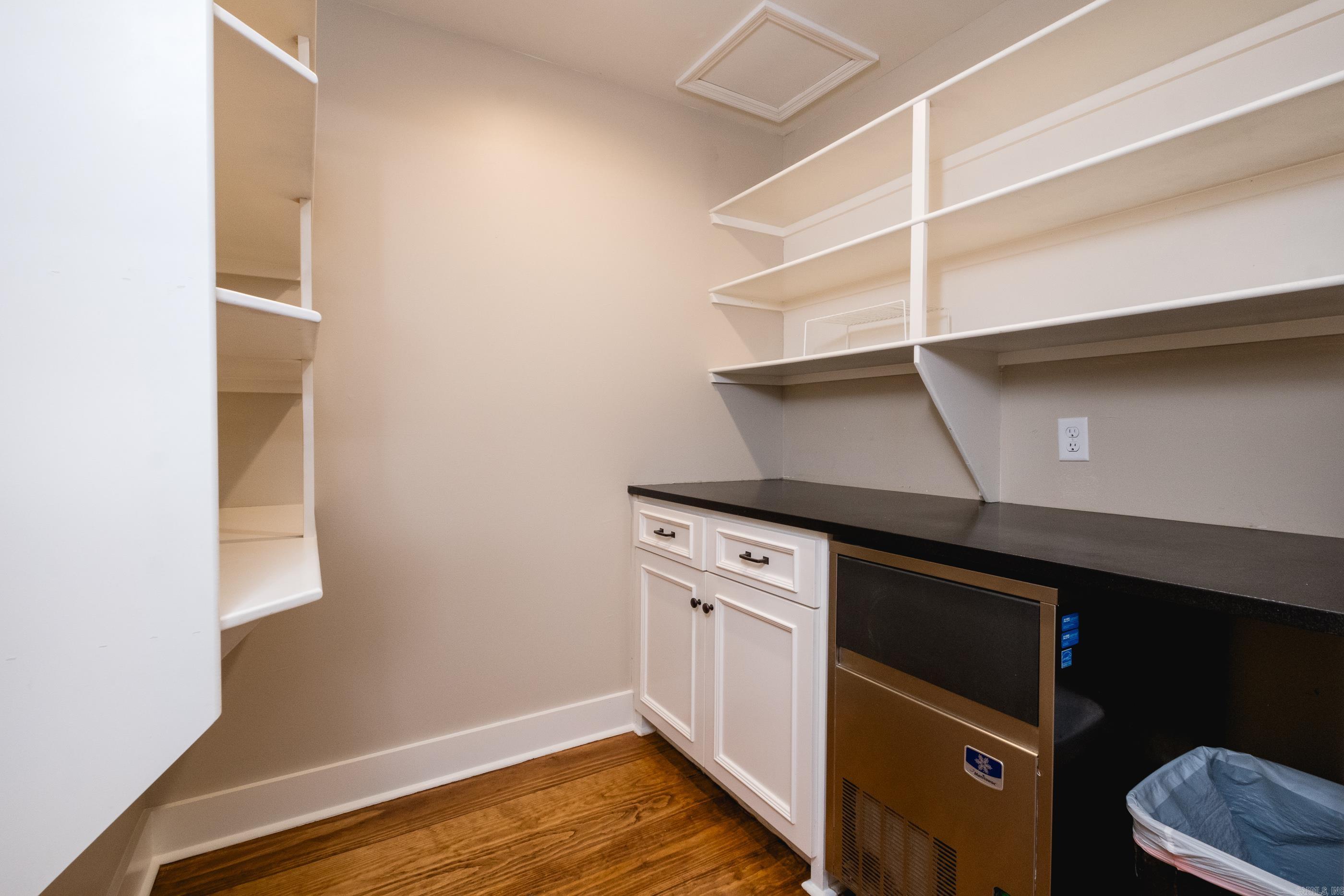 Robinwood - Residential
