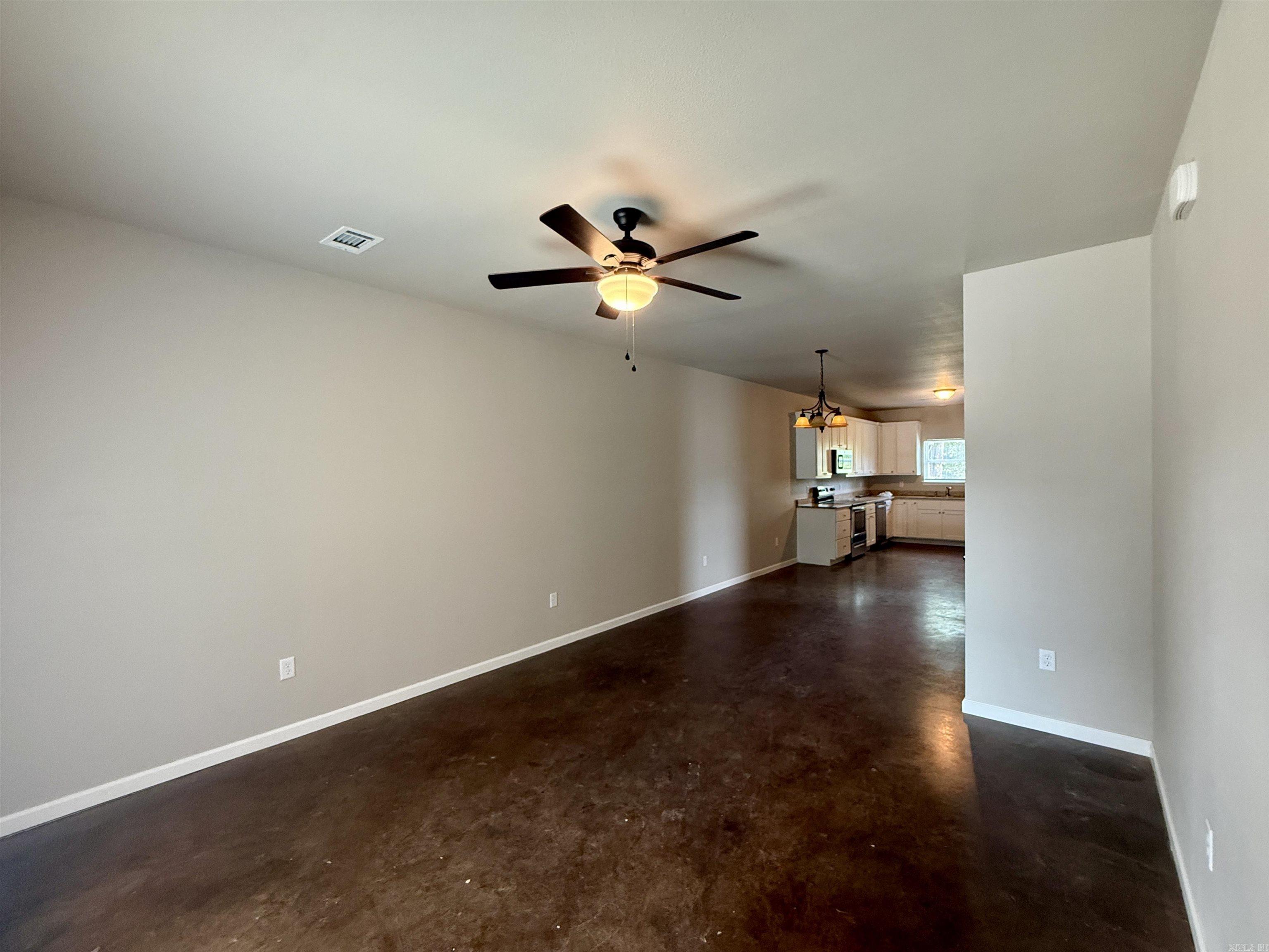 BT Laney - Residential Lease