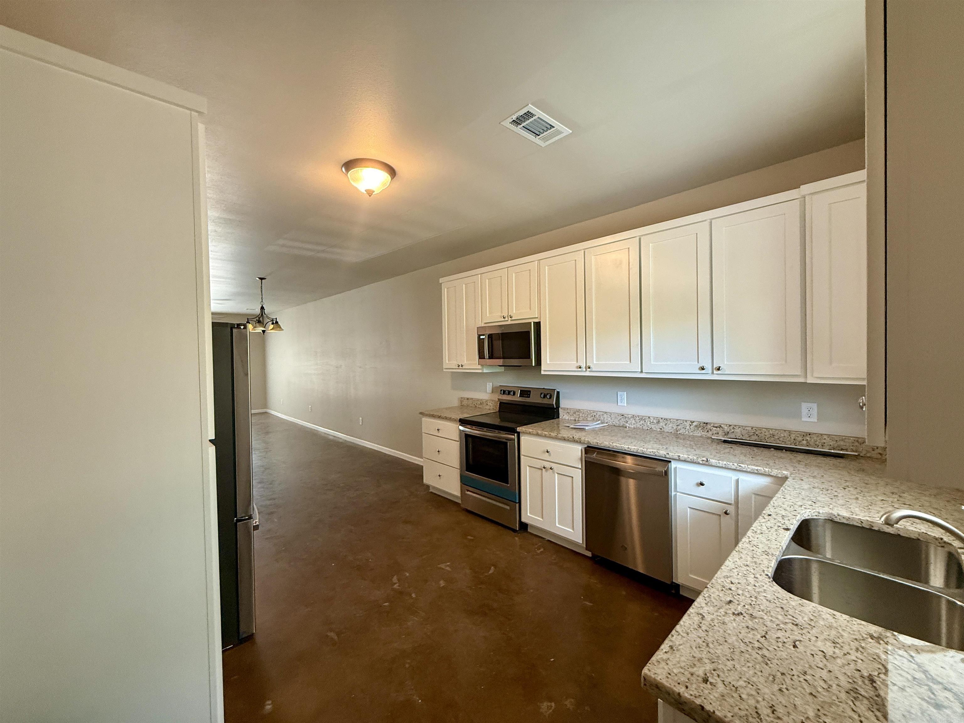 BT Laney - Residential Lease