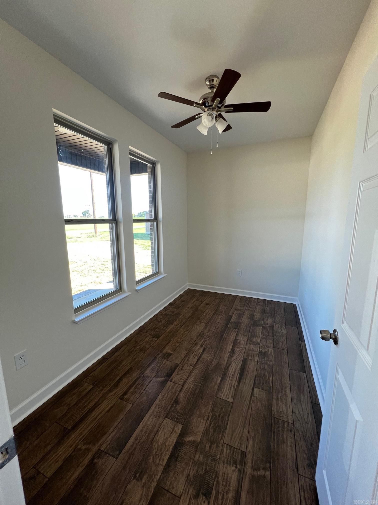 COUNTRY MEADOWS - Residential